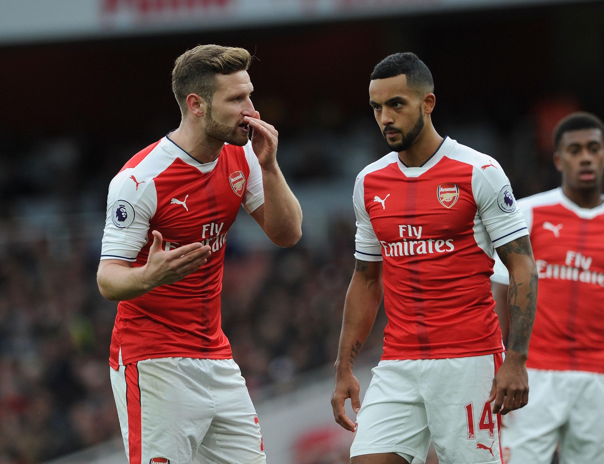 Shkodran Mustafi and Theo Walcott both start against Tottenham