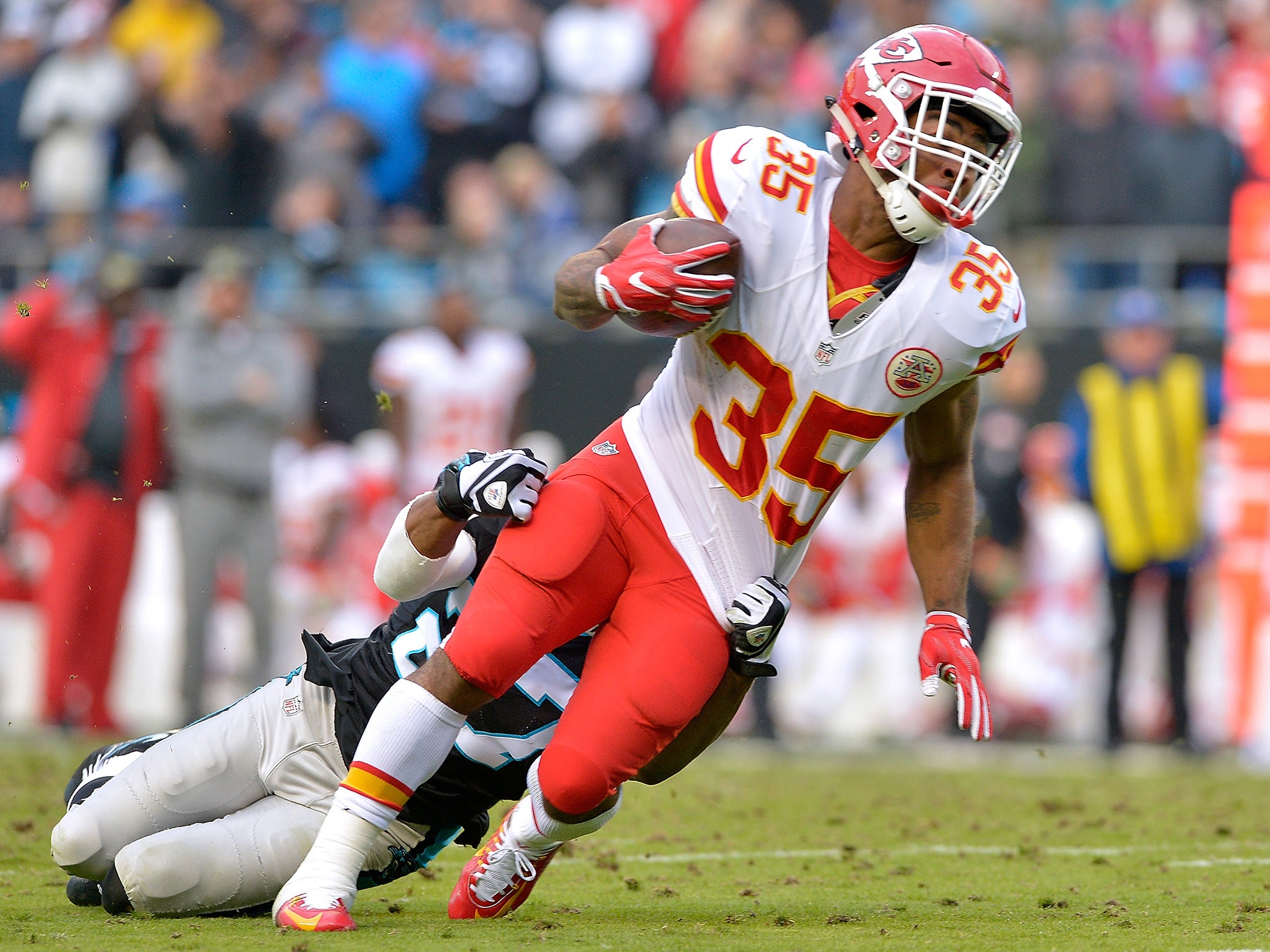 Charcandrick West of Kansas breaks away during the win over Carolina Panthers