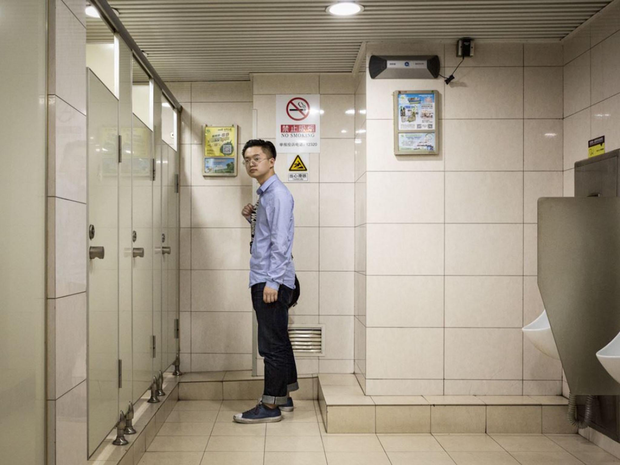 Daniel, 22, from a small village in Hunan province. This public toilet reminds him of his first sexual encounter. He was 17 and really wanted to have a sexual experience, so, as often happens, he found a partner on a social network and they decided to meet in a public convenience. The stranger performed oral sex on him and then went away. From that moment Daniel hasn’t been able to emit a sound during sex