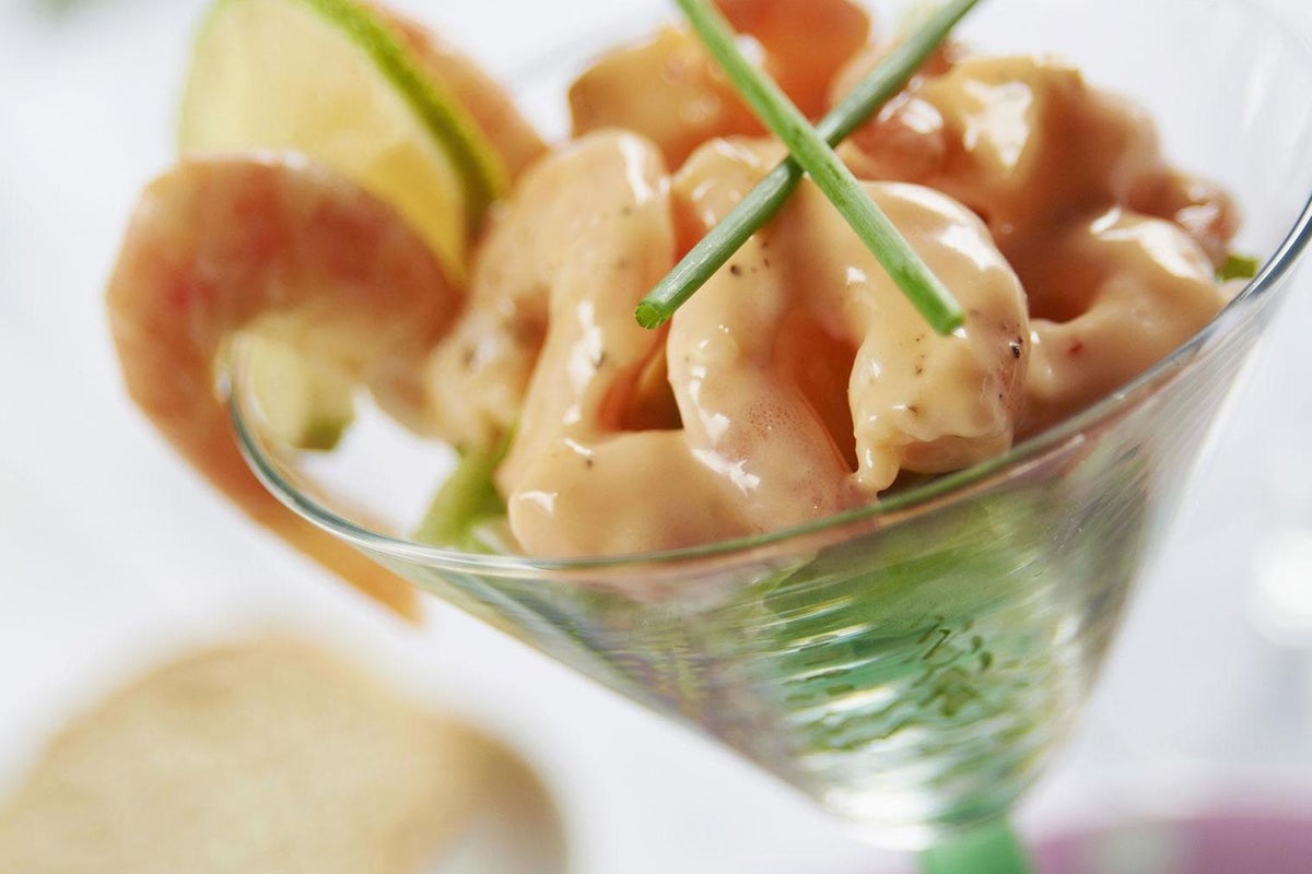Prawn cocktails and pavlova are back as TV show thanked for 1980s menu revival