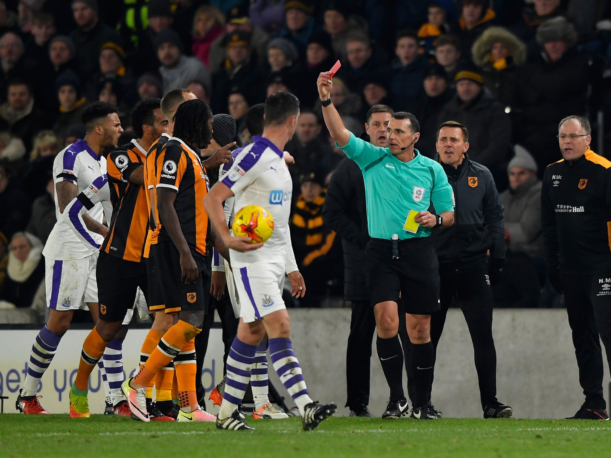 Mbokani revived ghosts of Pardew and Meyler with his headbutt on Lascelles