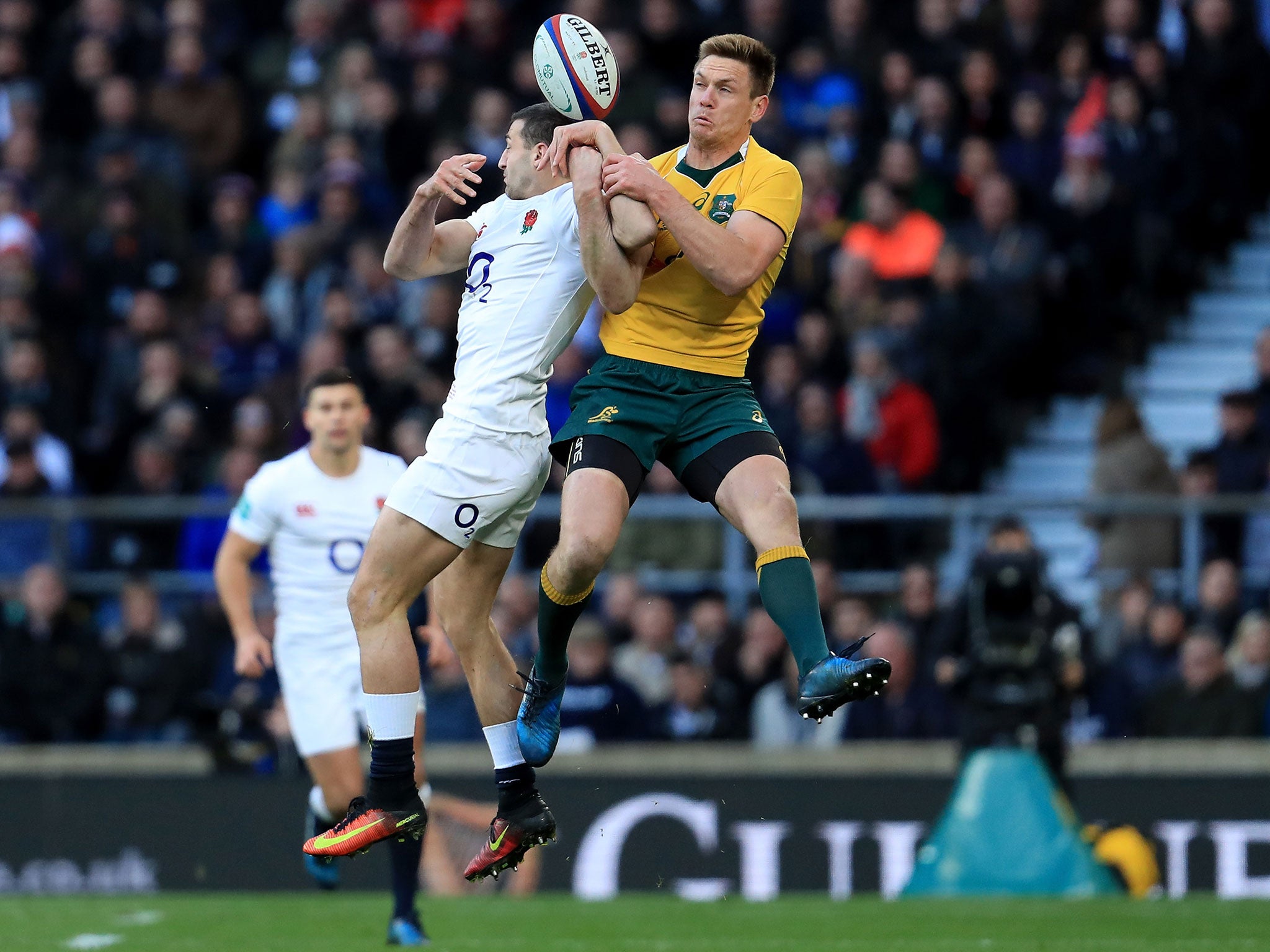 Dane Haylett-Petty and Jonny May clash in the air to seize to try and claim a high ball