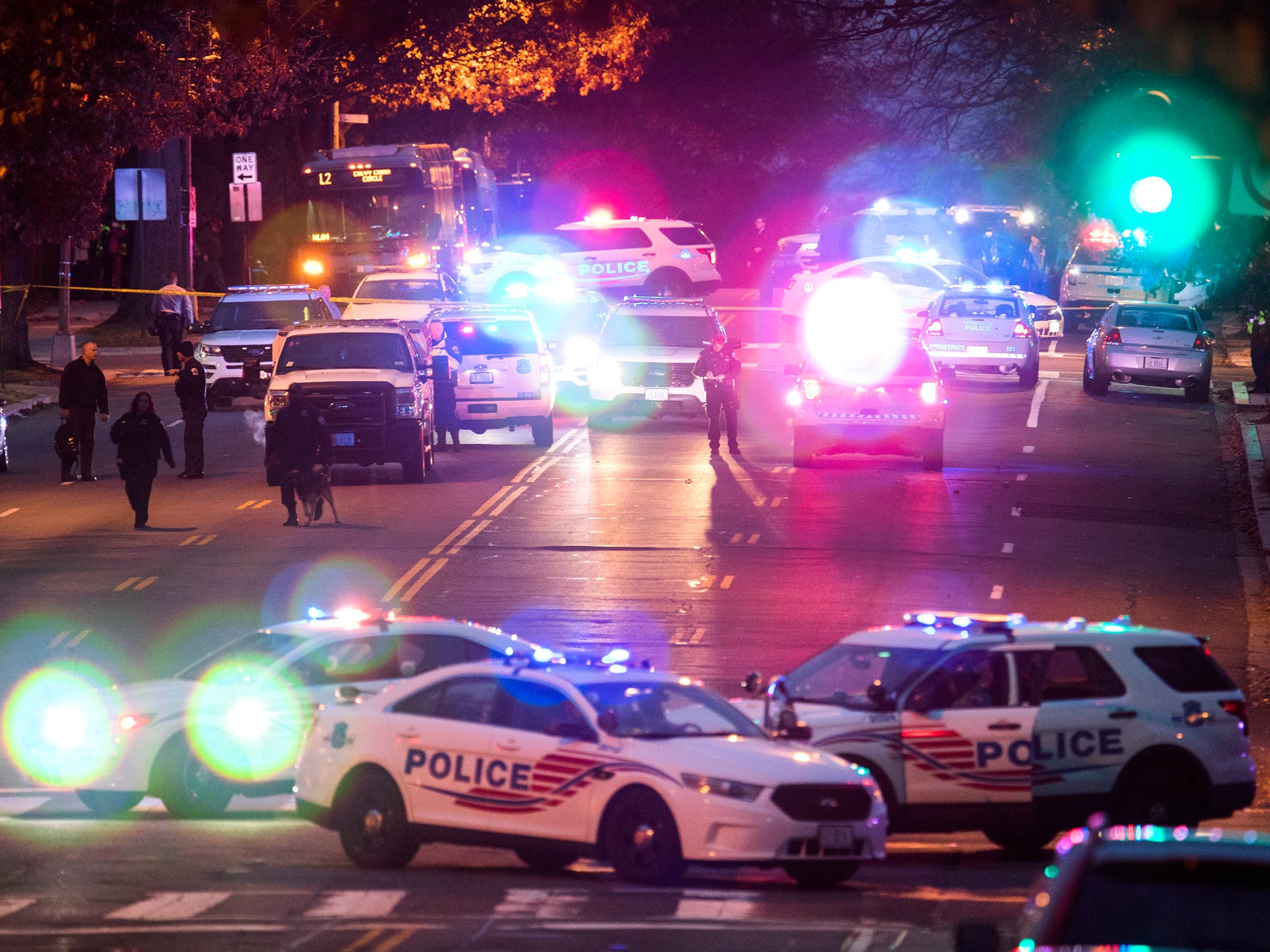 Police shut down Connecticut Avenue outside Comet Ping Pong