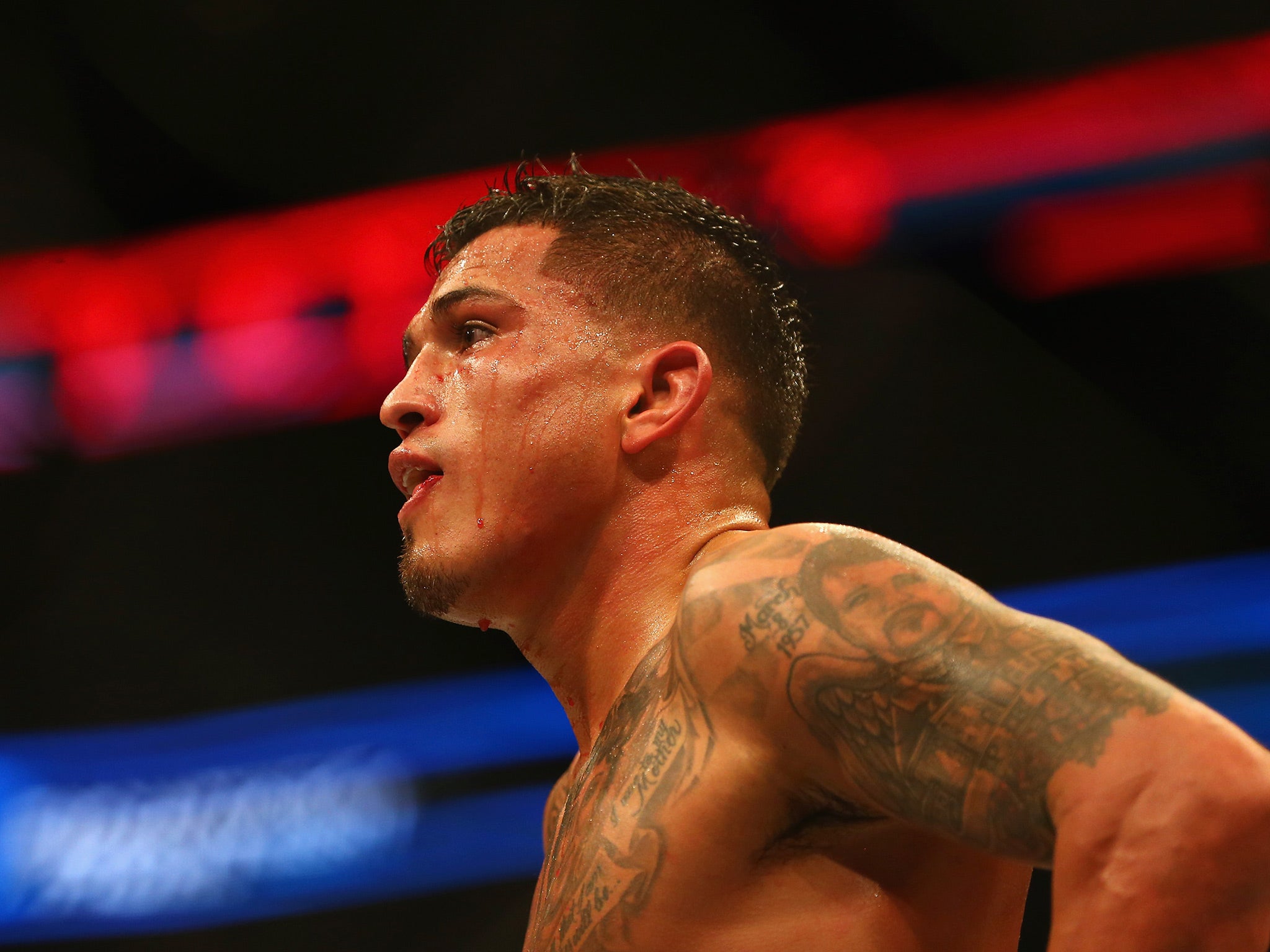 Pettis will not be able to win the vacant men's featherweight title on Saturday