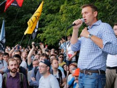 Russian opposition leader Alexi Navalny announces presidential bid for 2018