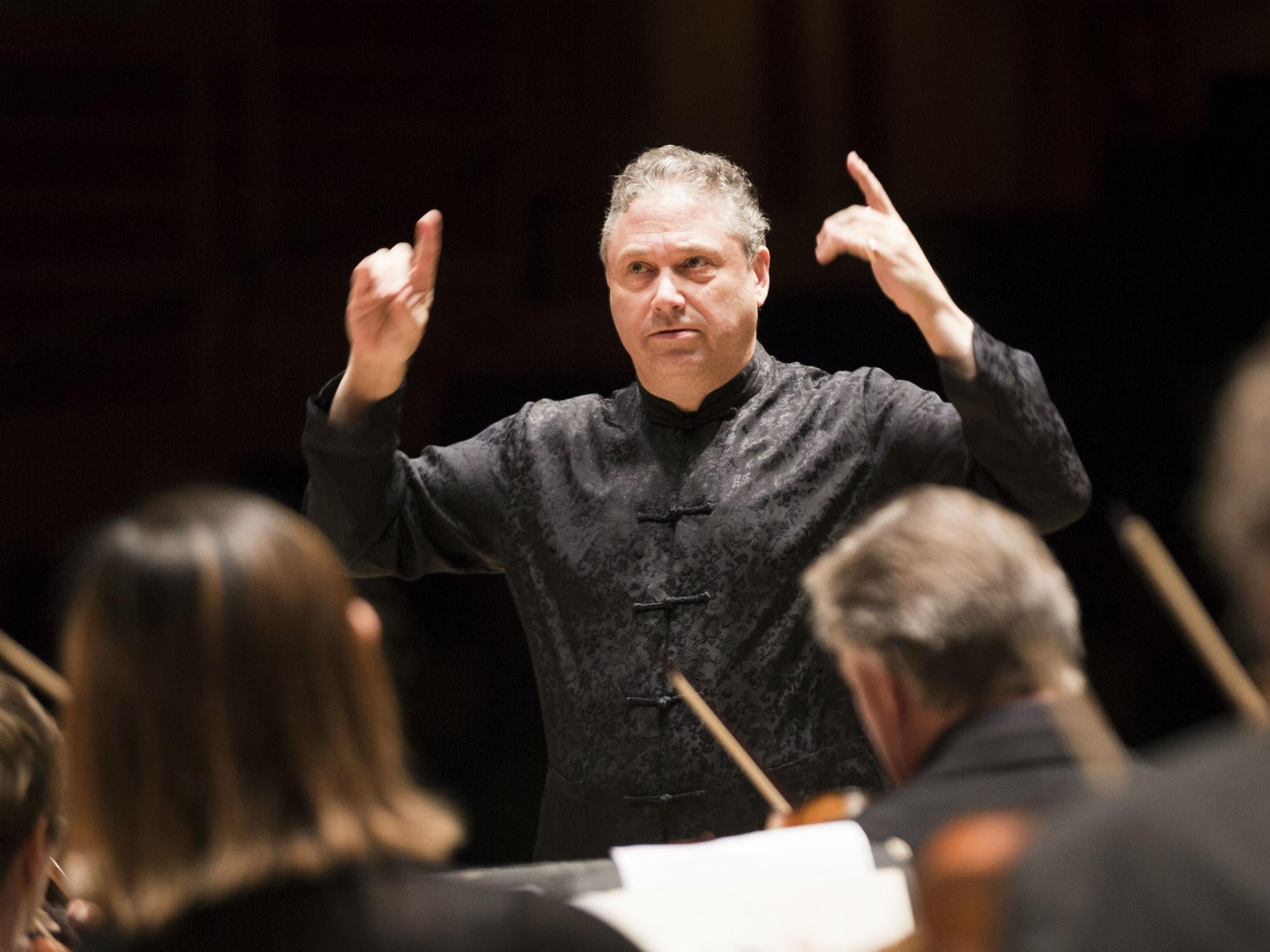 Richard Egarr, the musical director of the Academy of Ancient Music, also played harpsichord and organ