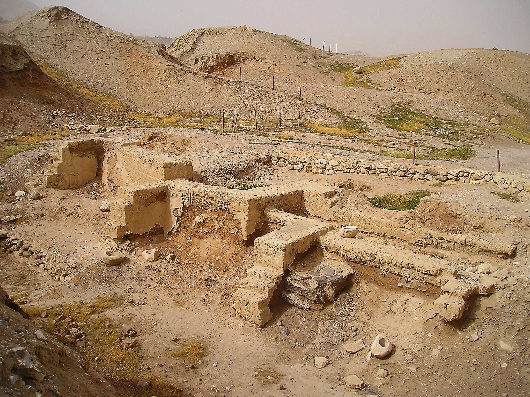 In 1953 a group of archaeologists led by Kathleen Kenyon found the Jericho skull in Tell-es-Sultan