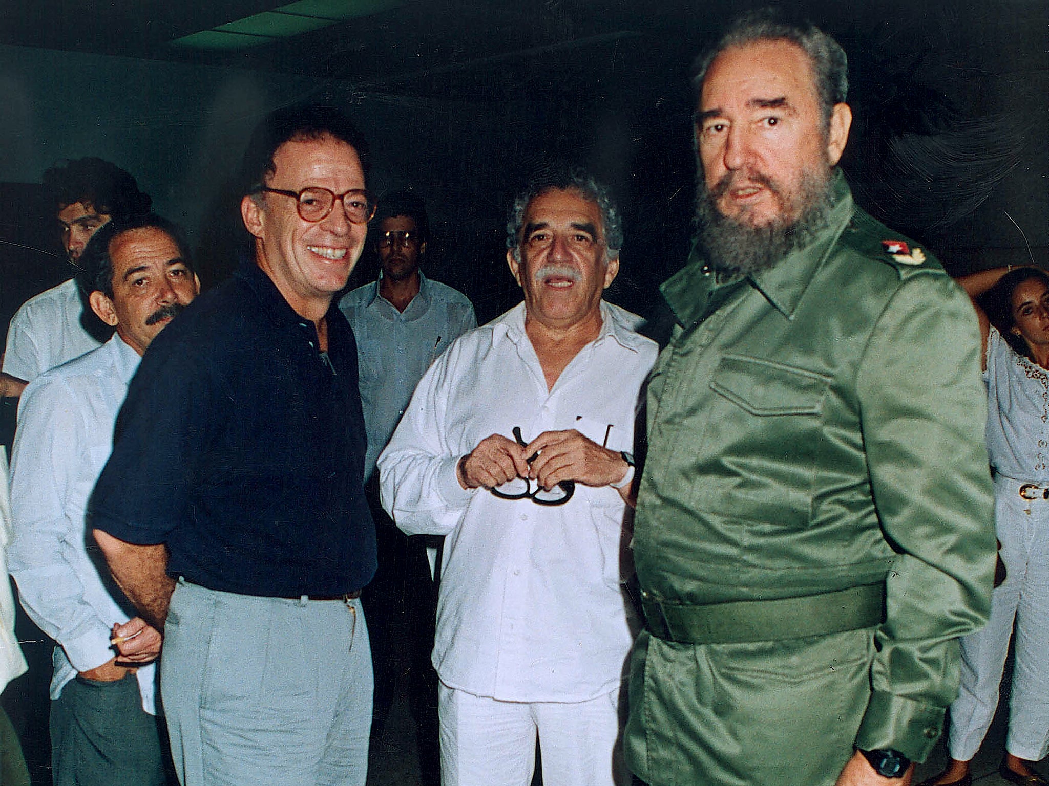 Gabriel Garcia Marquez meeting Fidel Castro during the 1990s