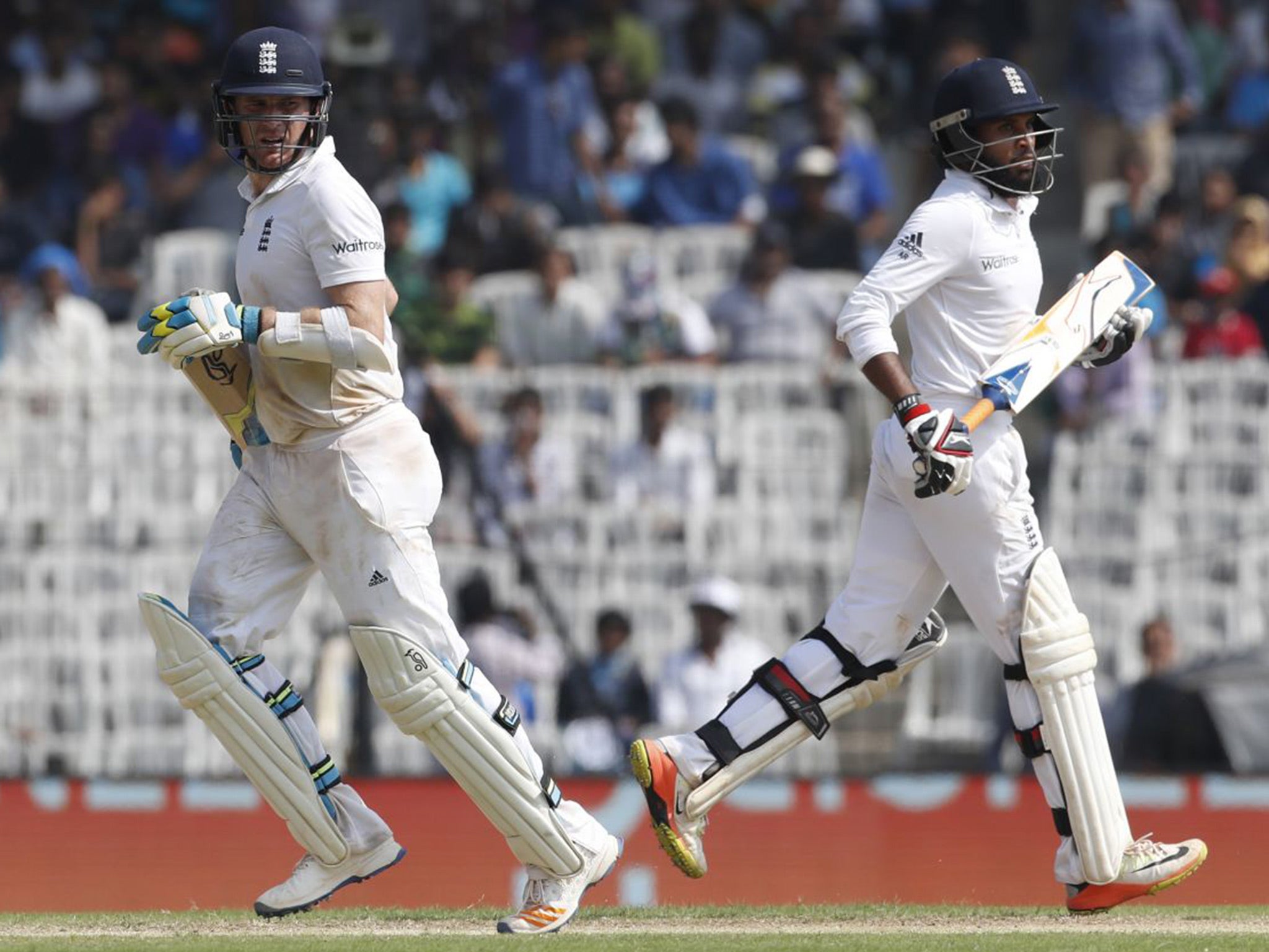 Dawson and Rashid shared a much-needed eighth-wicket stand of 108