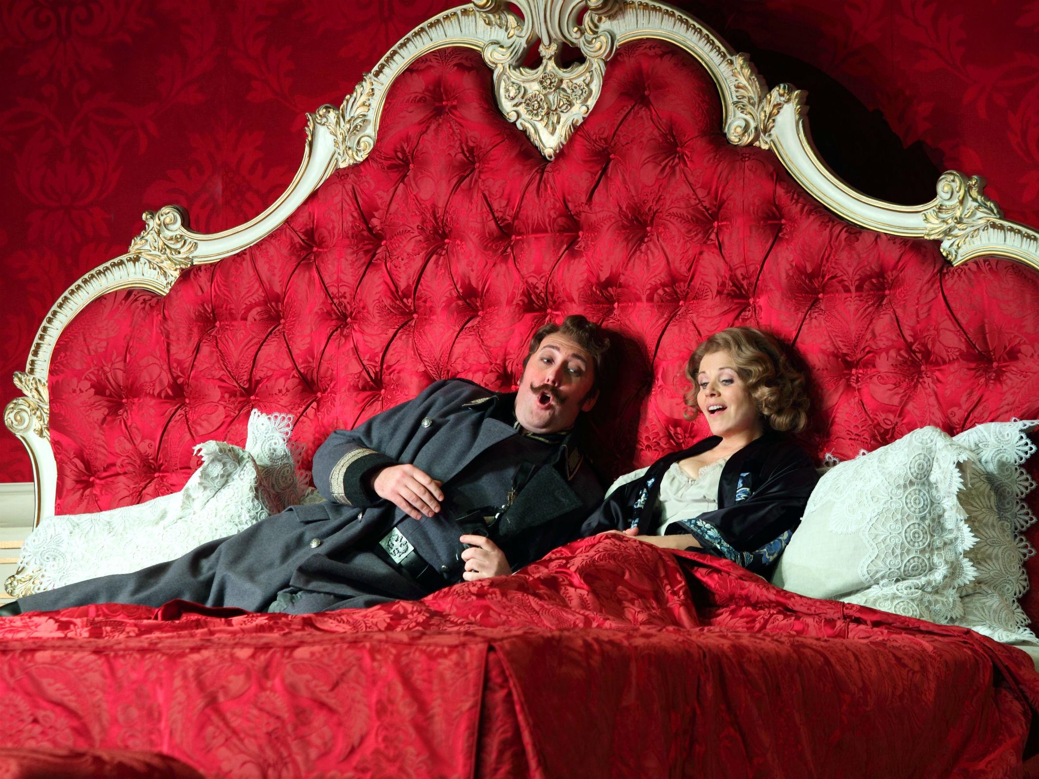 Matthew Rose as Baron Ochs and Renee Fleming as the Marschallin