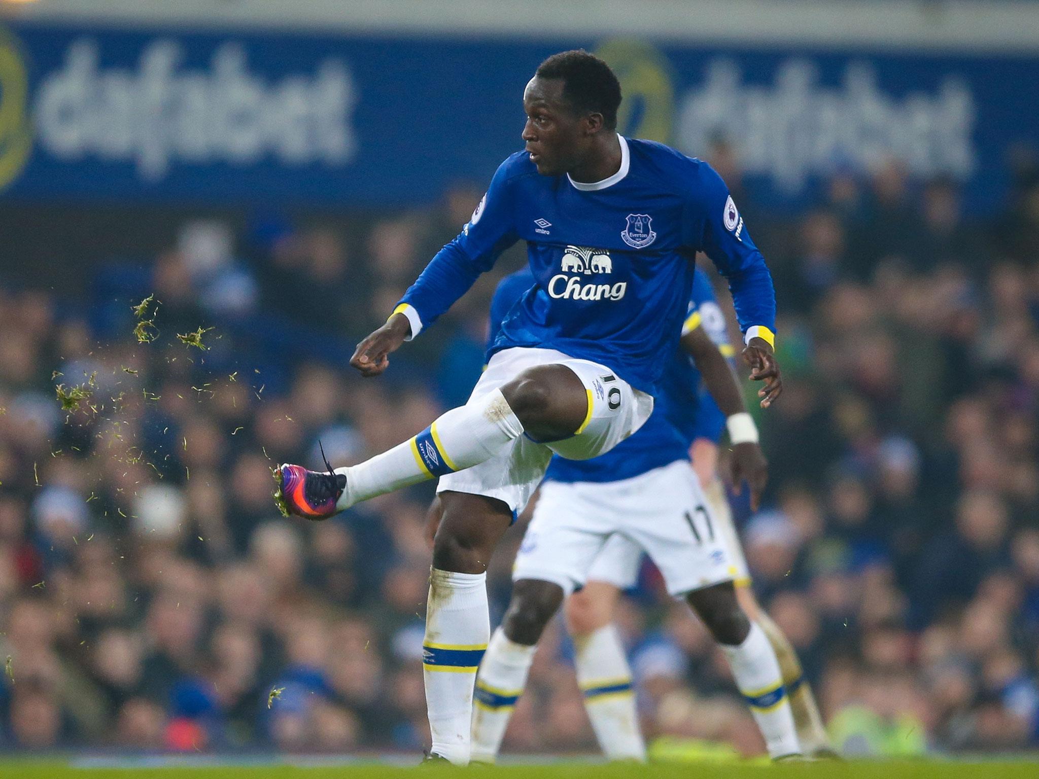 &#13;
Lukaku in action for Everton in the Meryseyside derby (Getty)&#13;