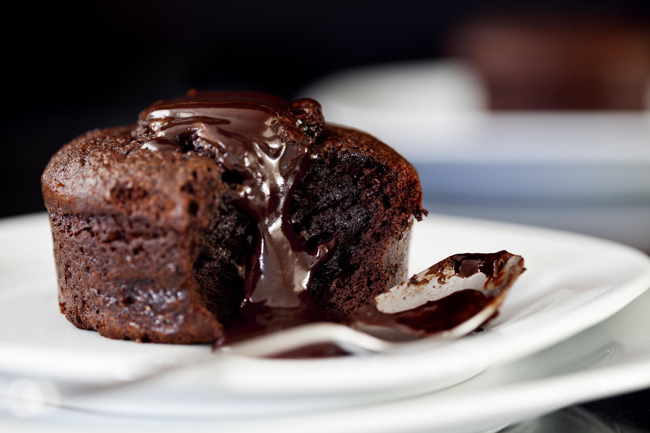 Step away from the cake, warn dentists