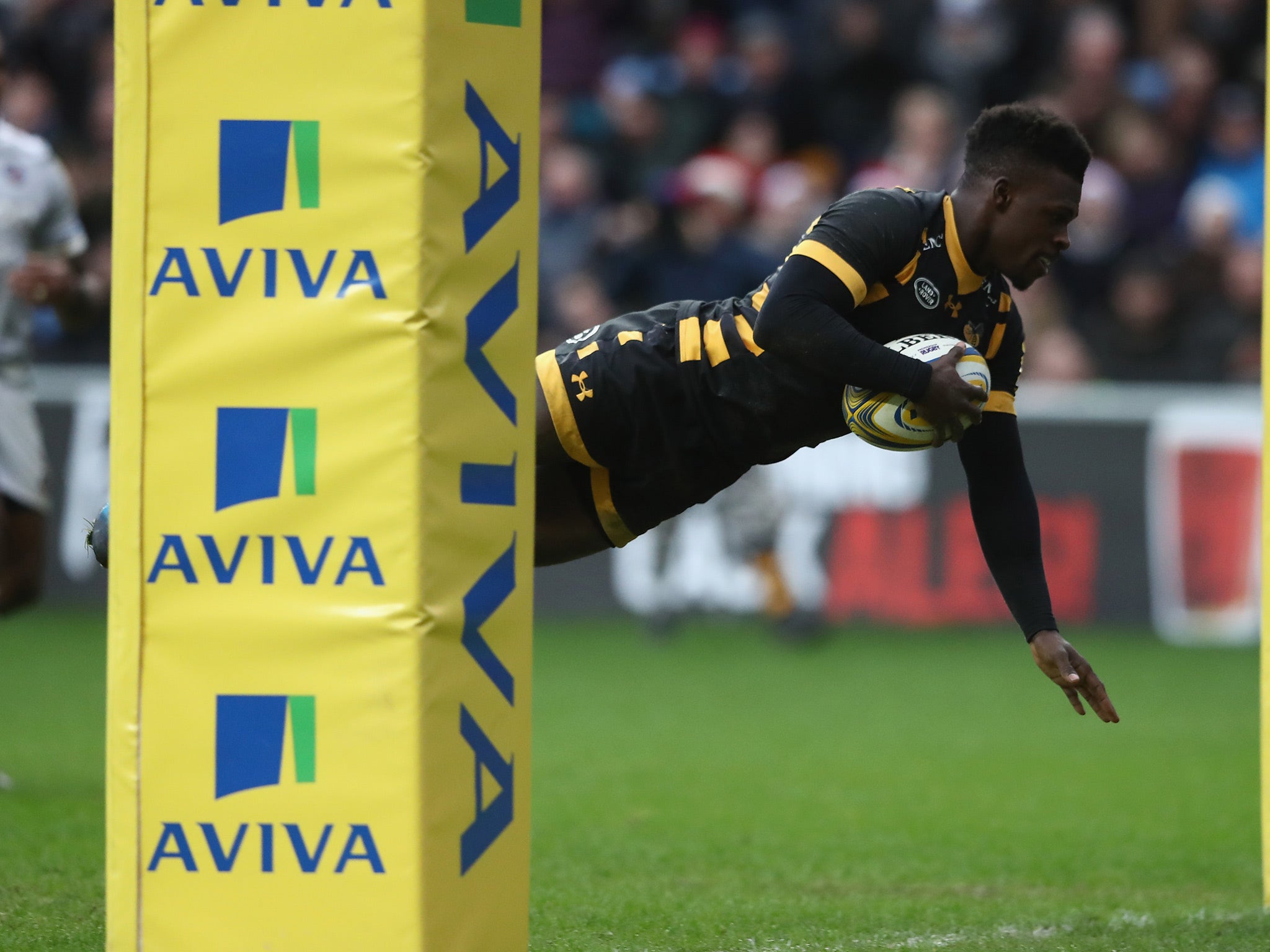 Wade crossed twice in a five-try first-half