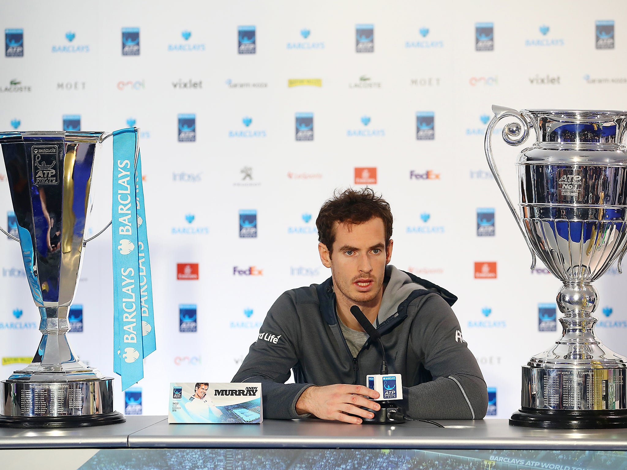 Andy Murray begins the year as world No 1