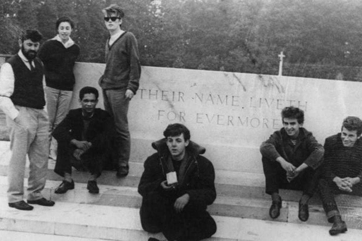 &#13;
Allan Williams (far left) with, among others, some of the Beatles. The photo was taken by John Lennon &#13;