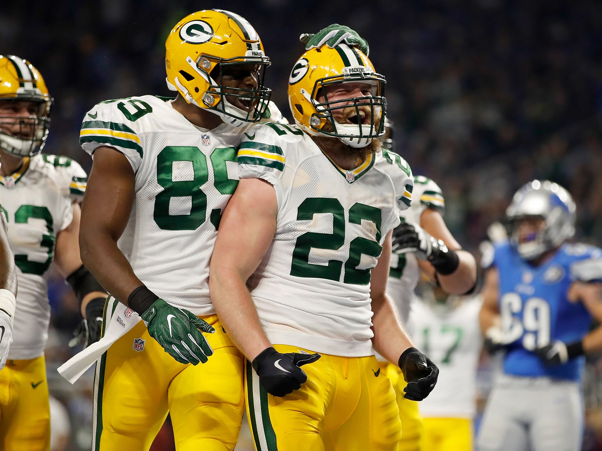 Green Bay overcame Detroit to win the battle for the NFC North division title