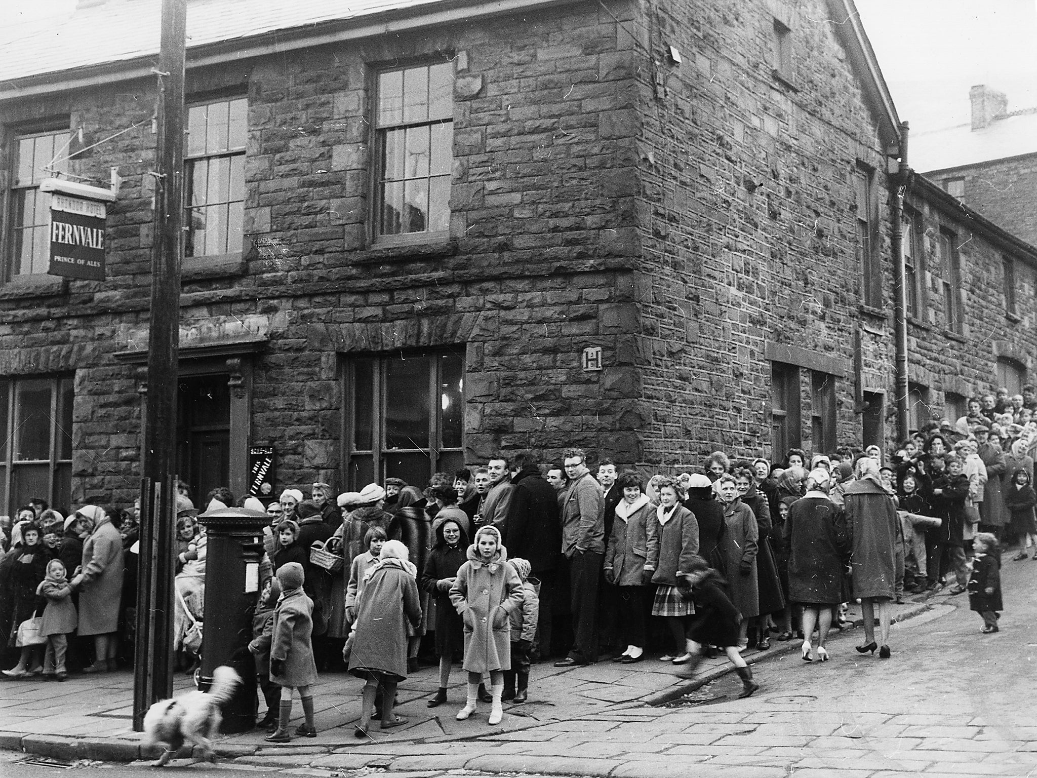 Residents of the Rhondda Valley queueing for smallpox vaccinations in 1962