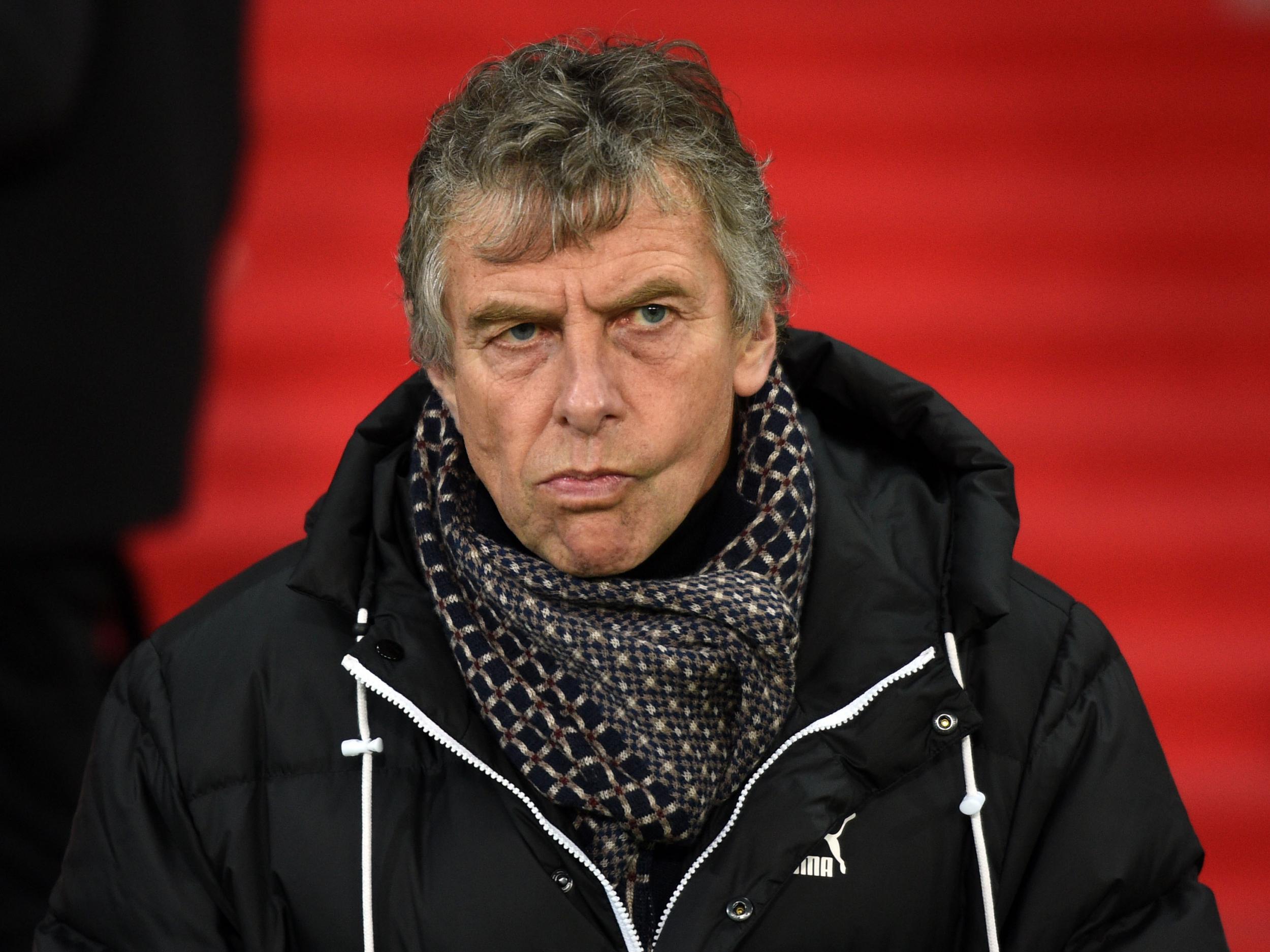 Christian Gourcuff called it "the worst crap I have read"