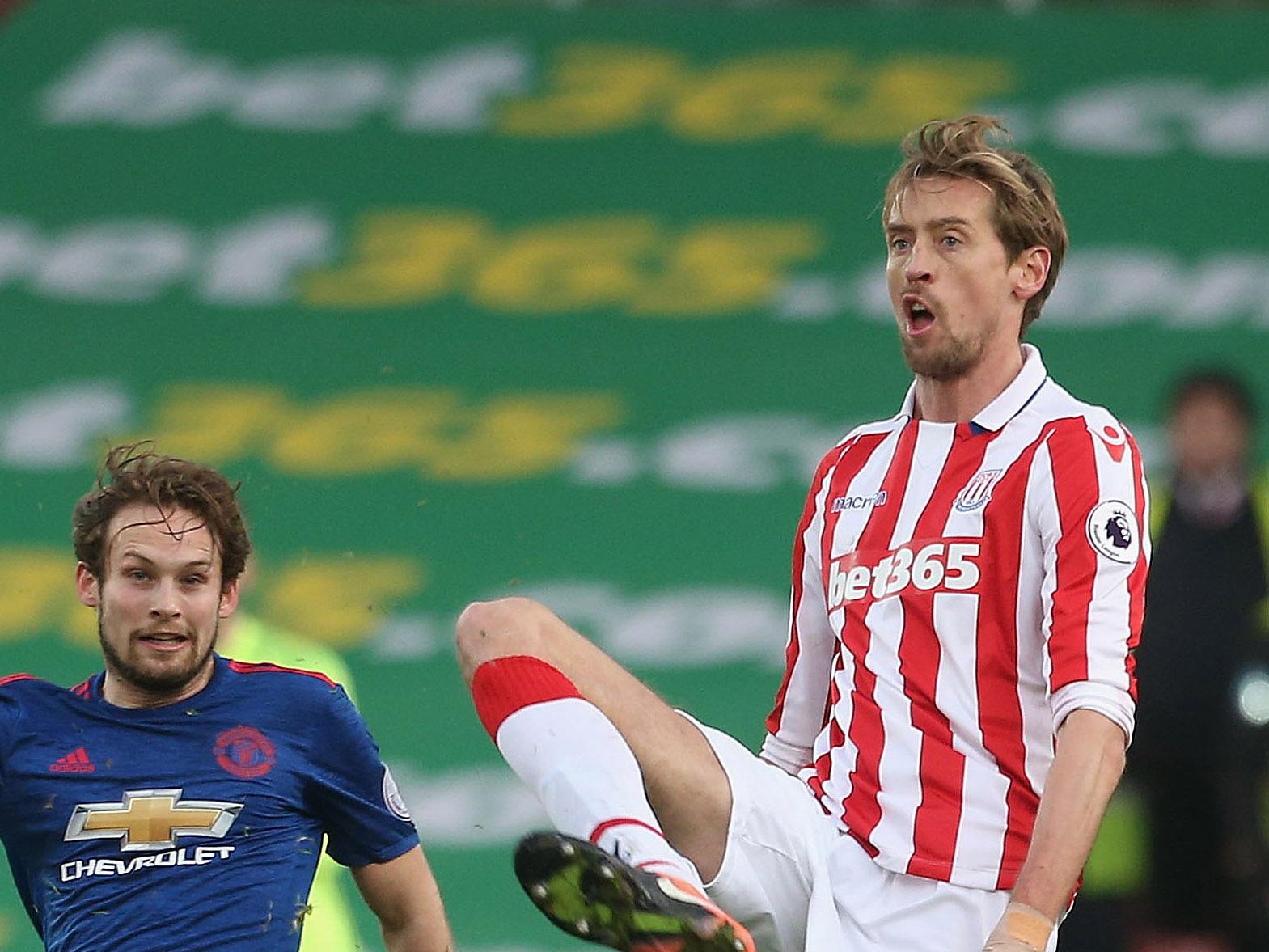 &#13;
Stoke will need Crouch to be at their best (Man Utd via Getty)&#13;