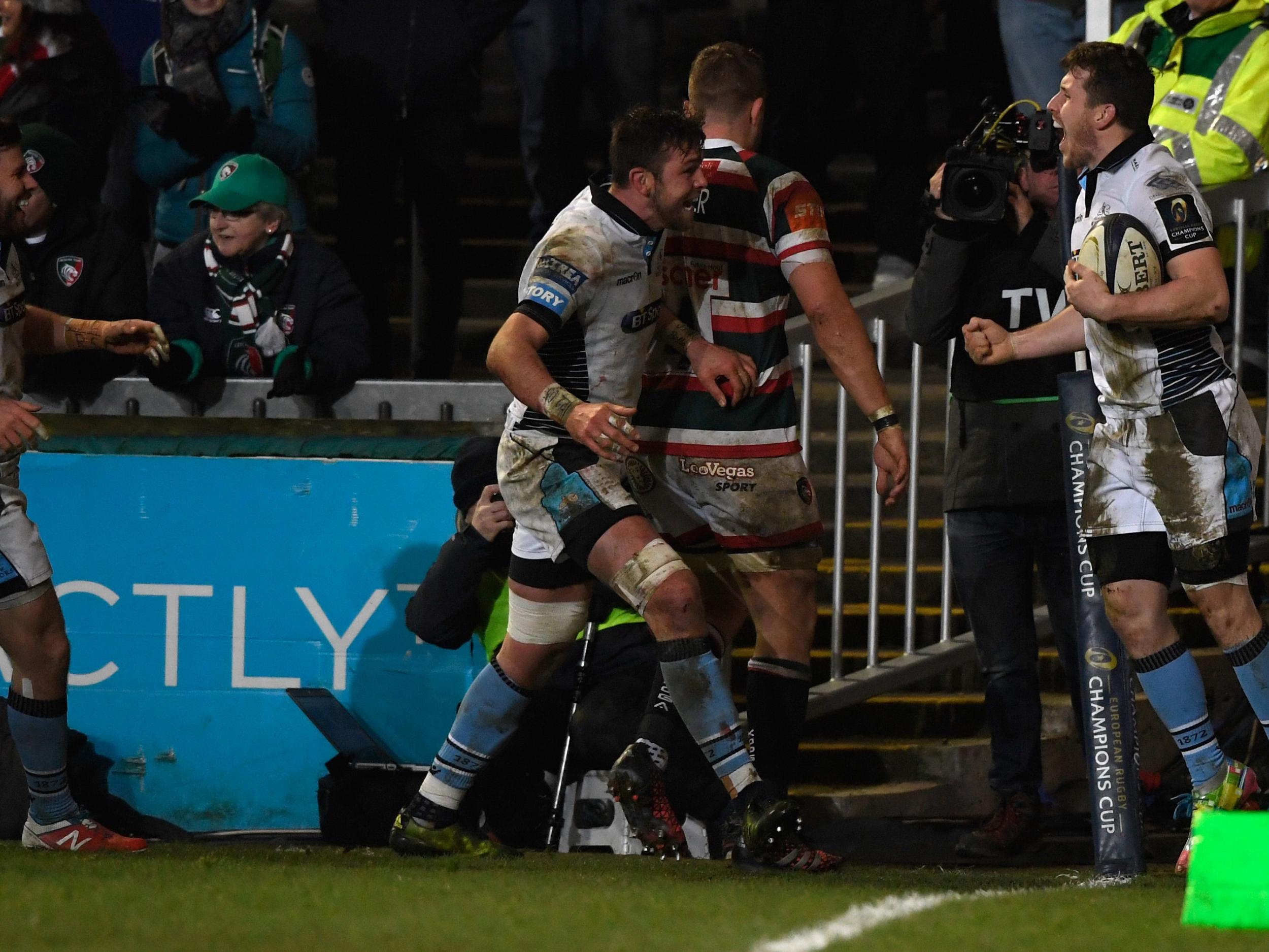 Glasgow ran in six tries at Welford Road