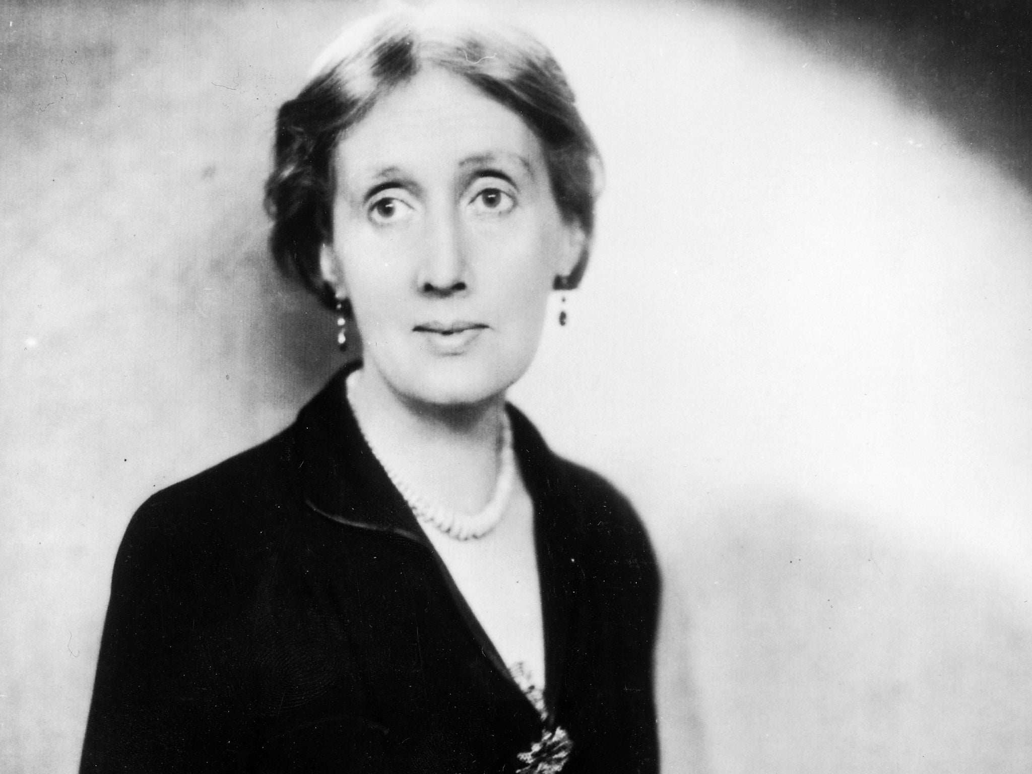 Virginia Woolf circa 1933