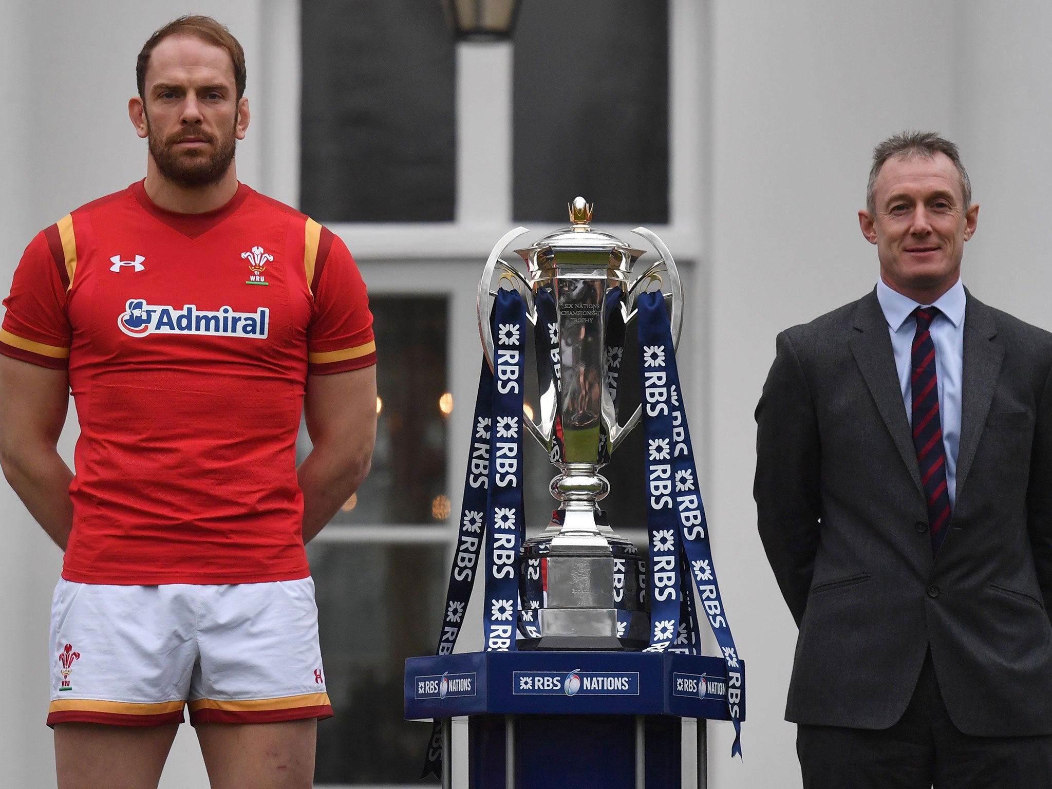 Alun Wyn Jones takes over as captain from Sam Warburton