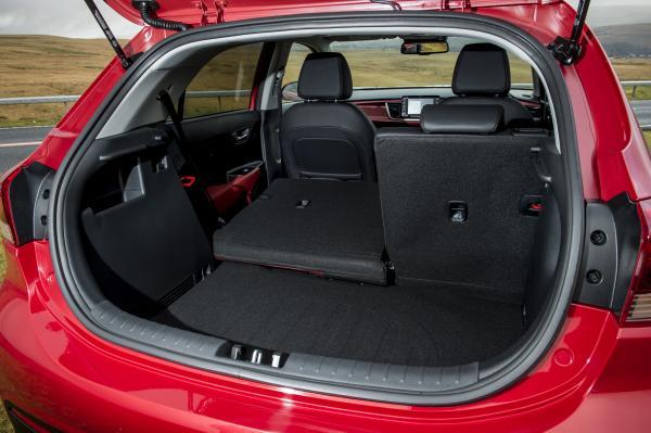 An annoyingly high lip on the boot – and, alas, no spare wheel