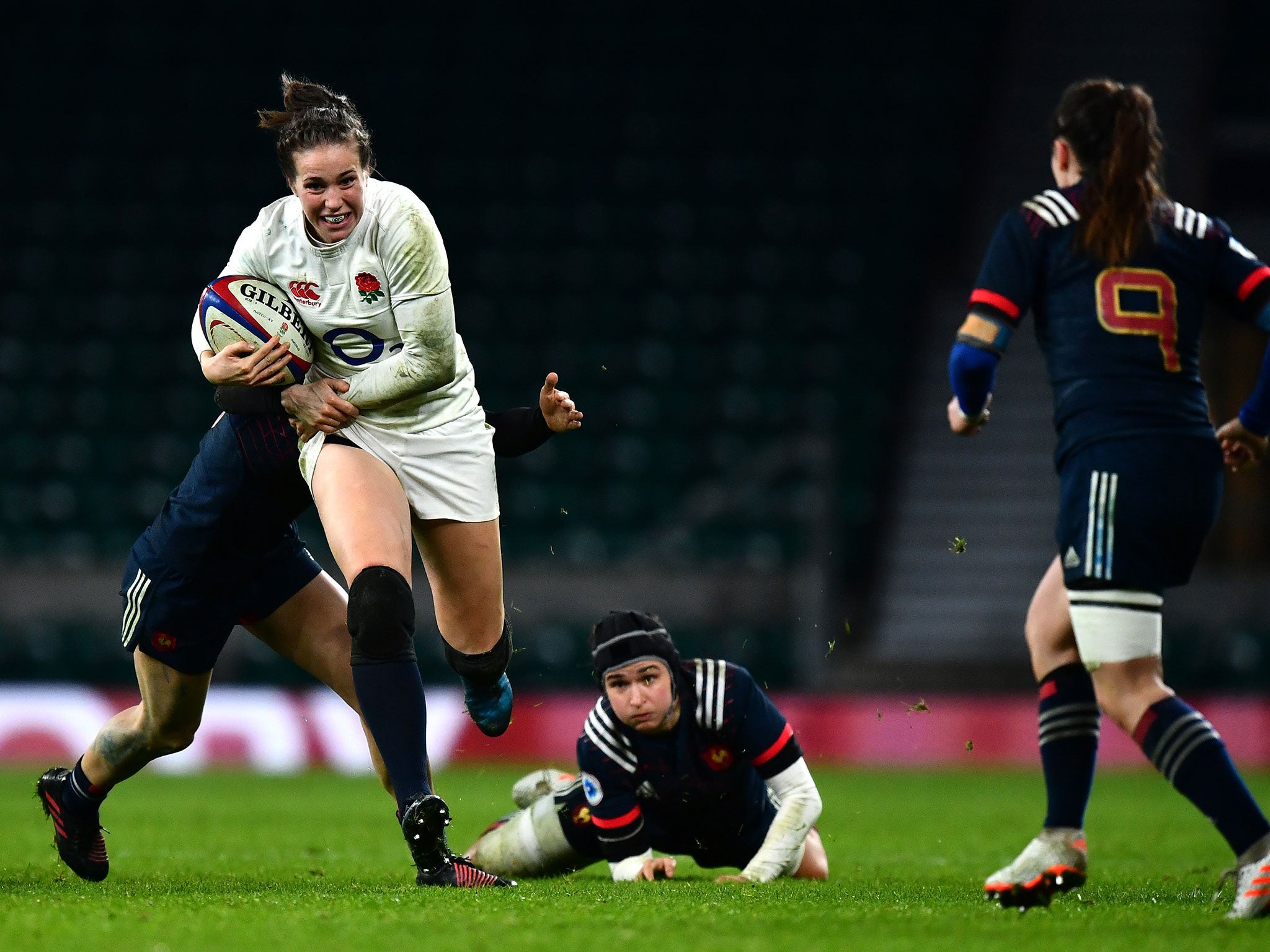 Emily Scarratt scored 16 points to lead the turnaround