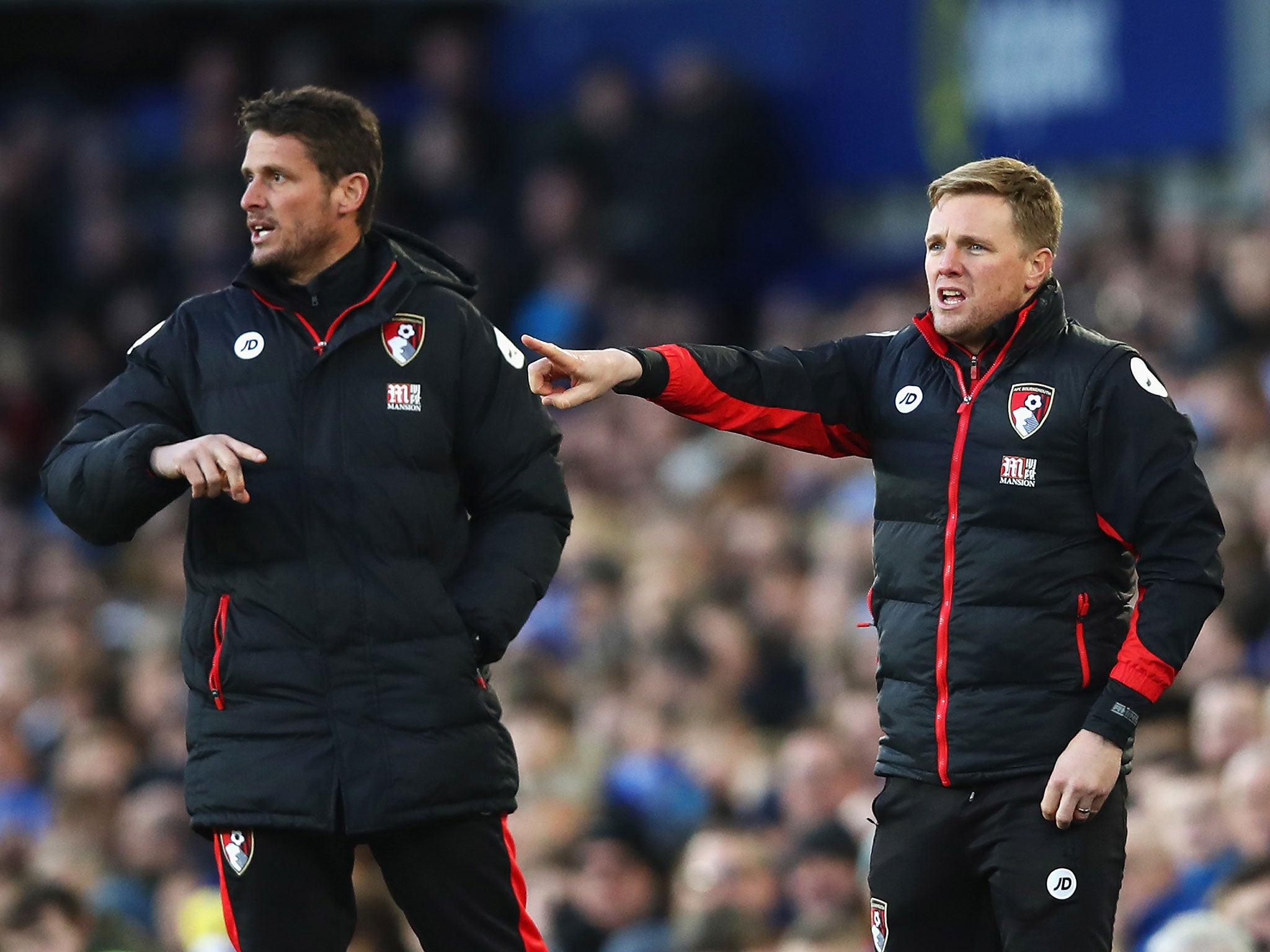 Howe issues instructions from the sideline during Bournemouth's game against Everton