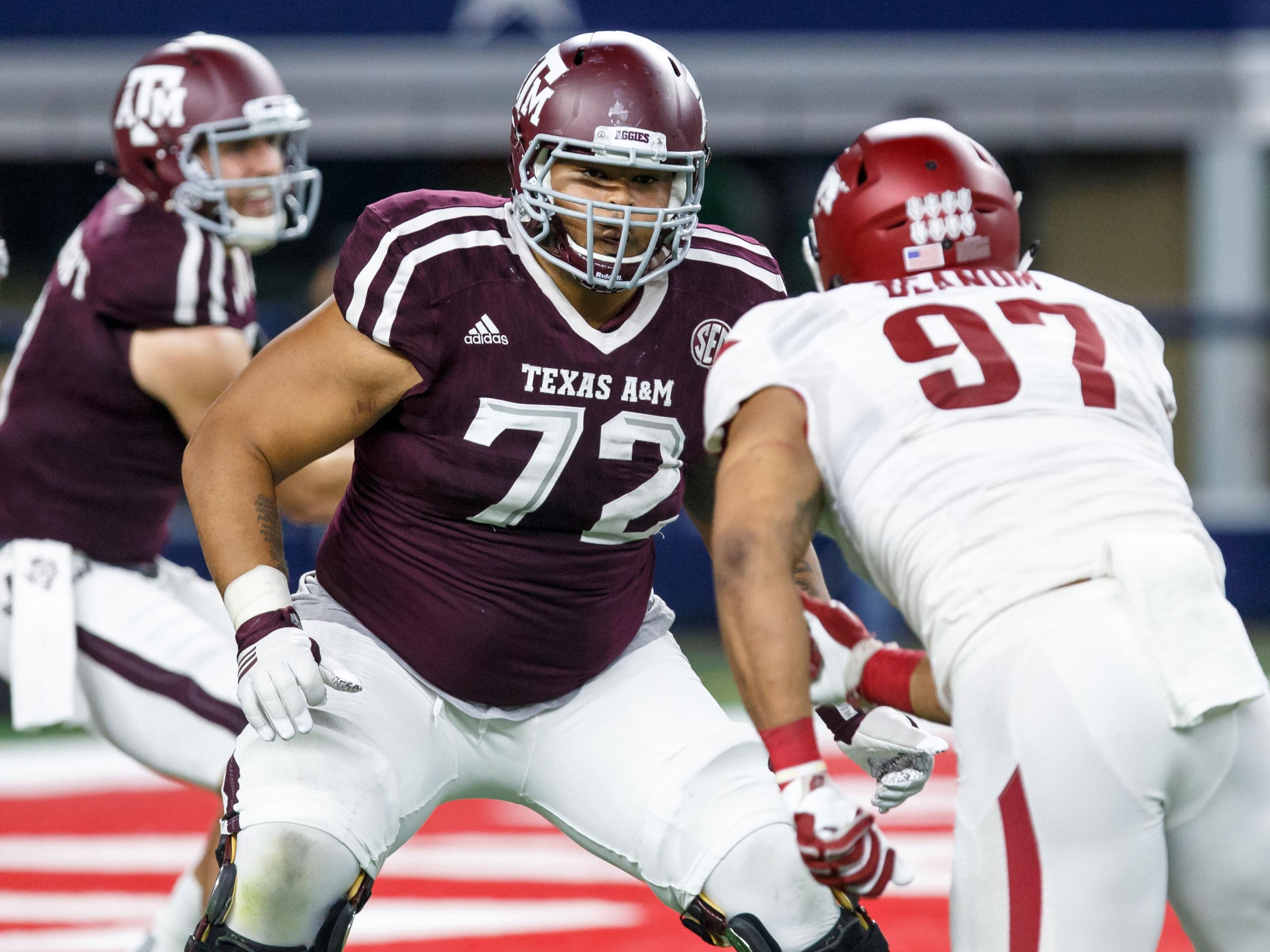 Jermaine Eluemunor will enter this year's NFL draft