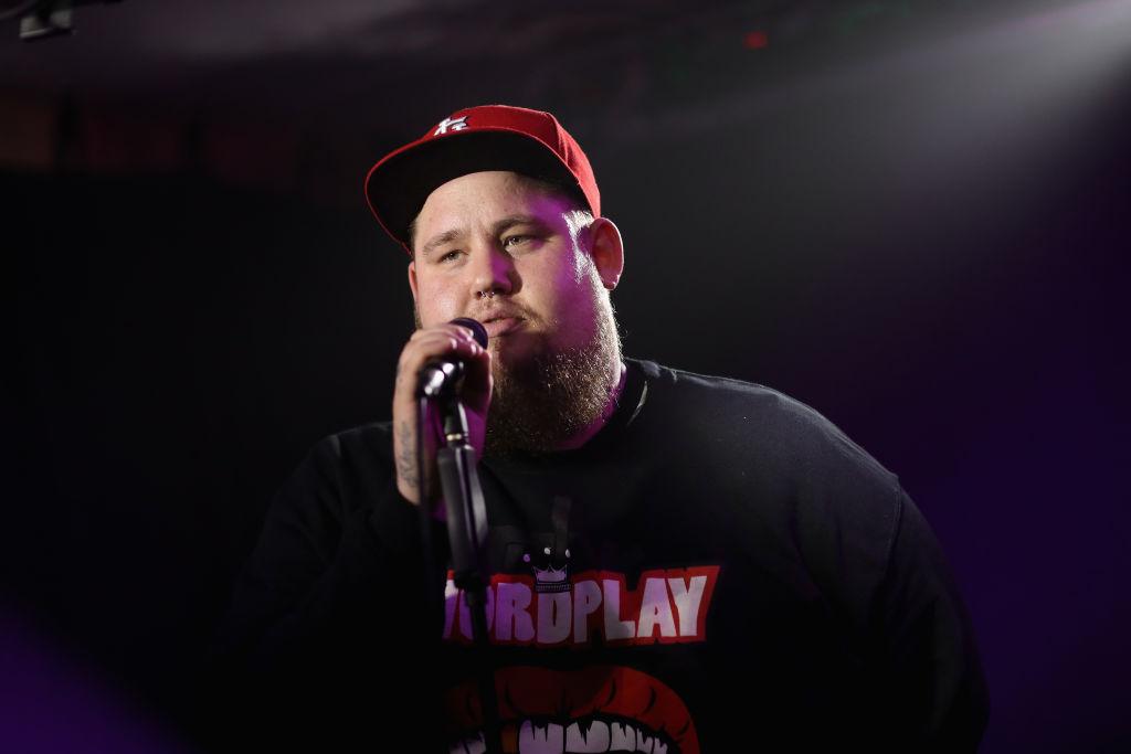 Rag 'n' Bone Man scores UK No.1 album with his debut Human