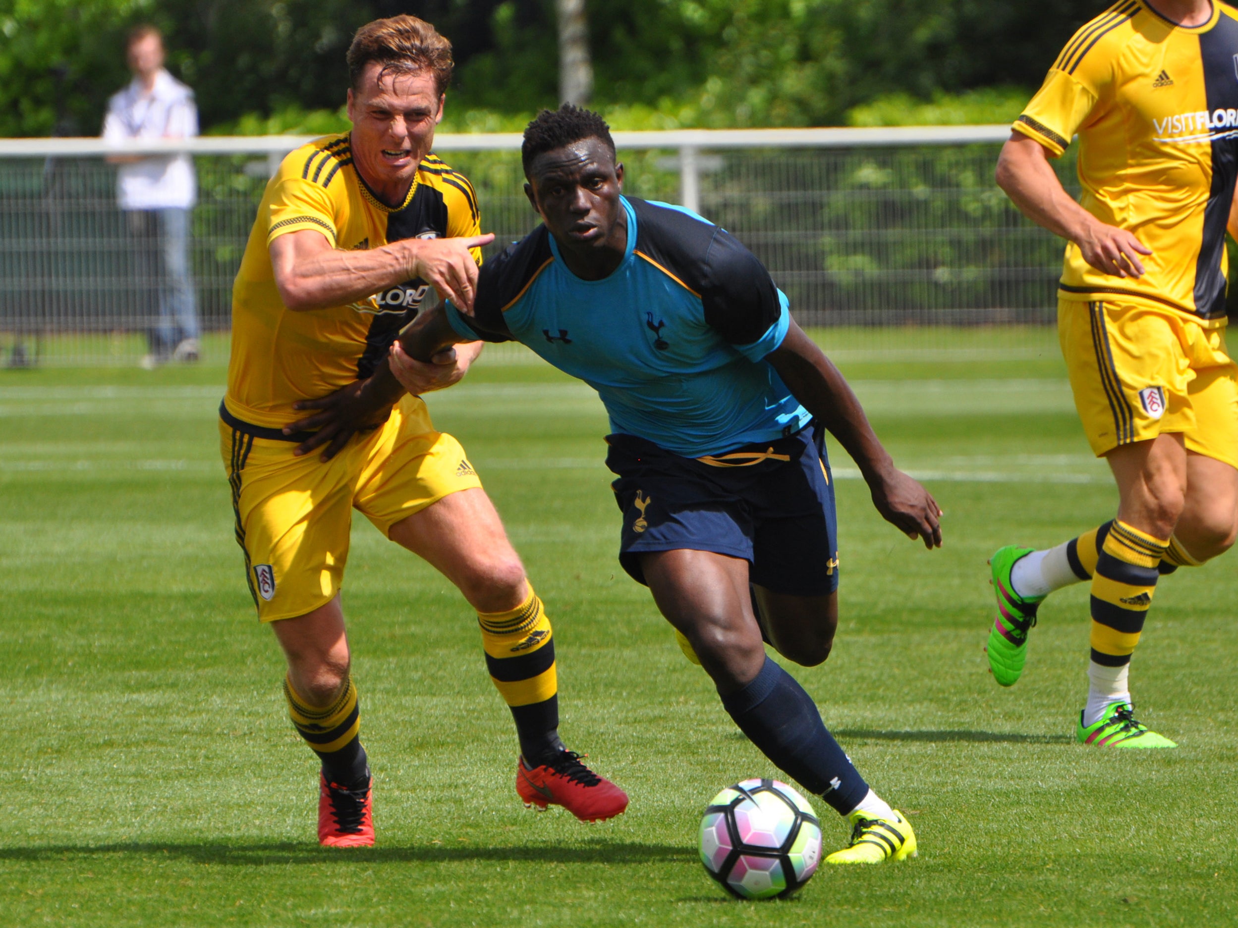 Parker in action for Fulham against Tottenham's Wanyama