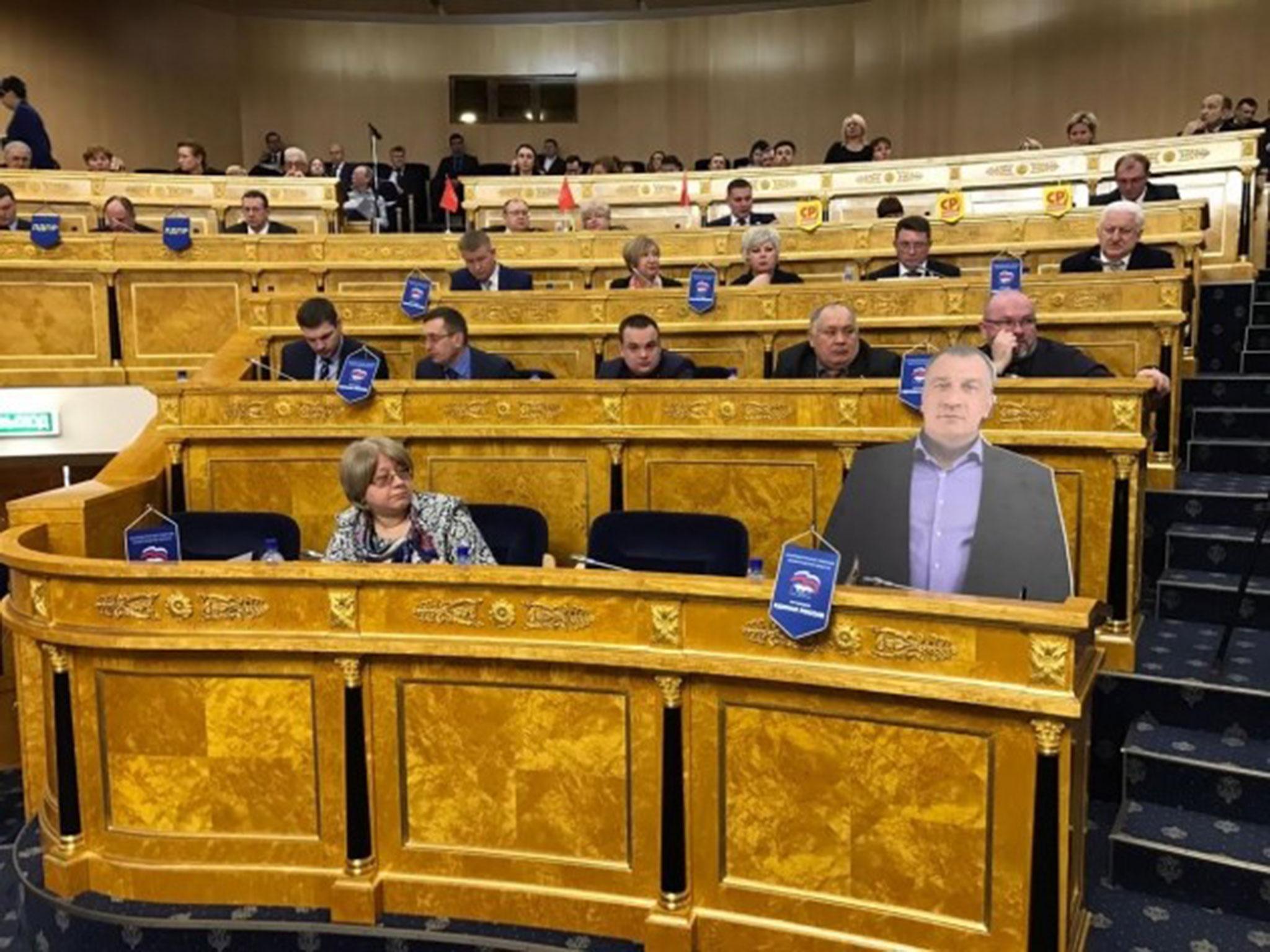 The event occurred at a parliamentary meeting for the Leningrad region.