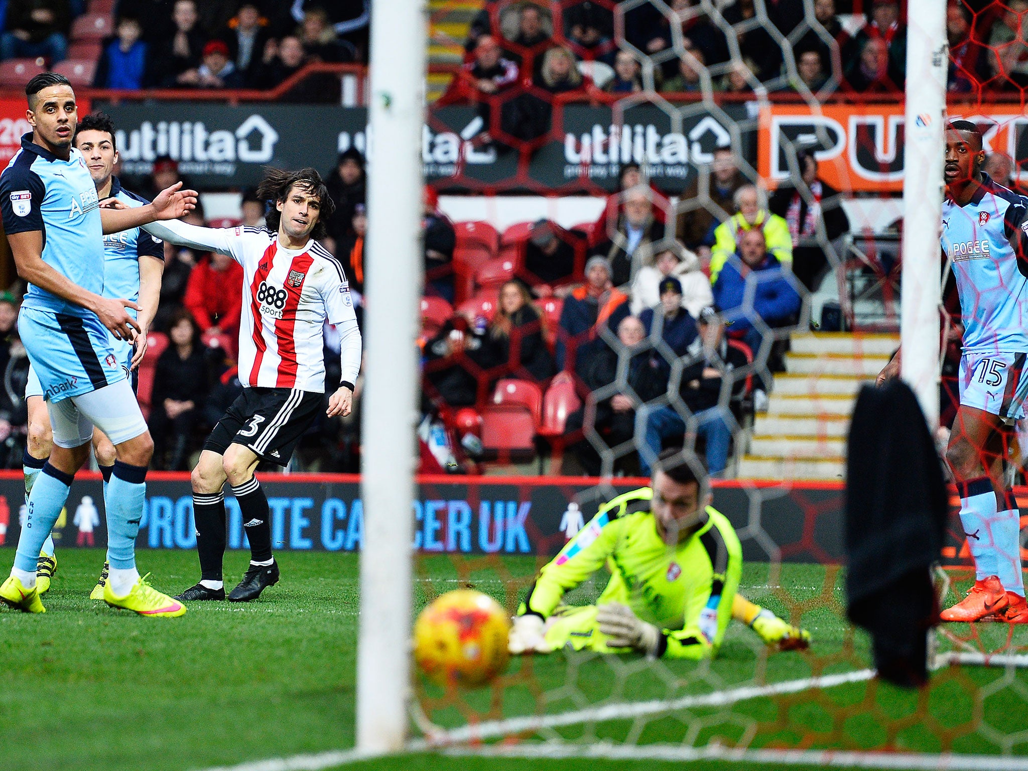 Jota scores Brentford's first goal