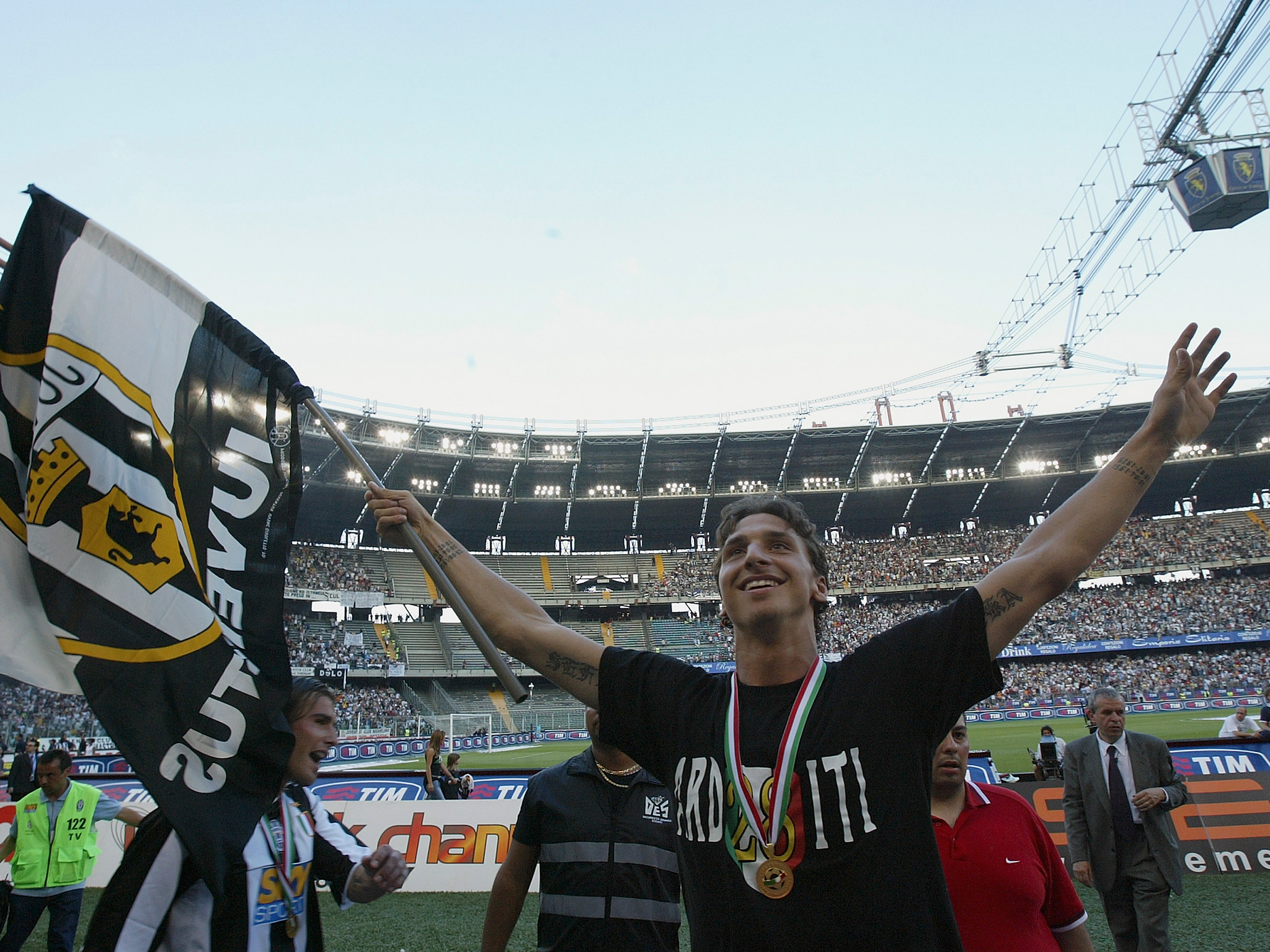 Serie A (later revoked due to Calciopoli scandal)