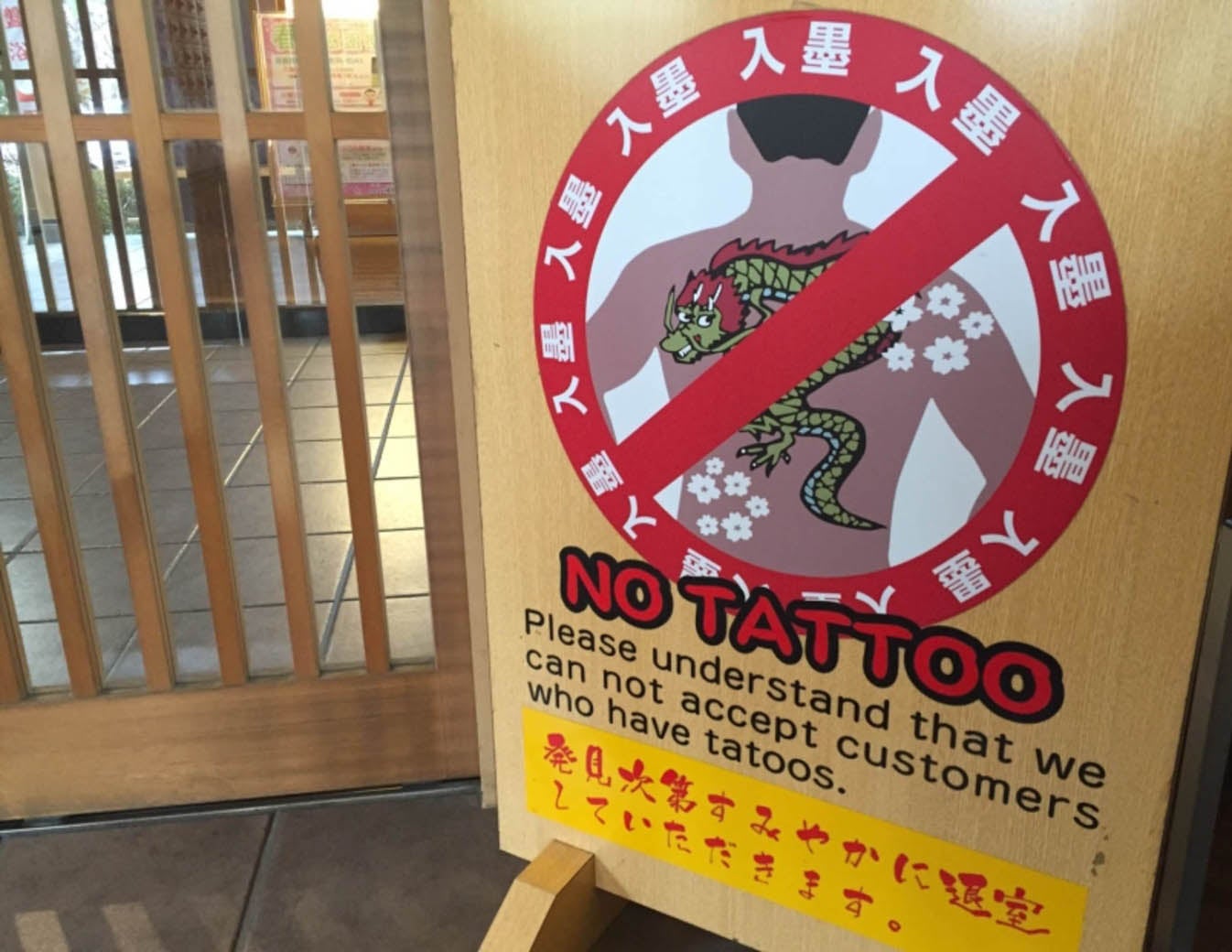 ‘No-tattoos’ sign in Japan