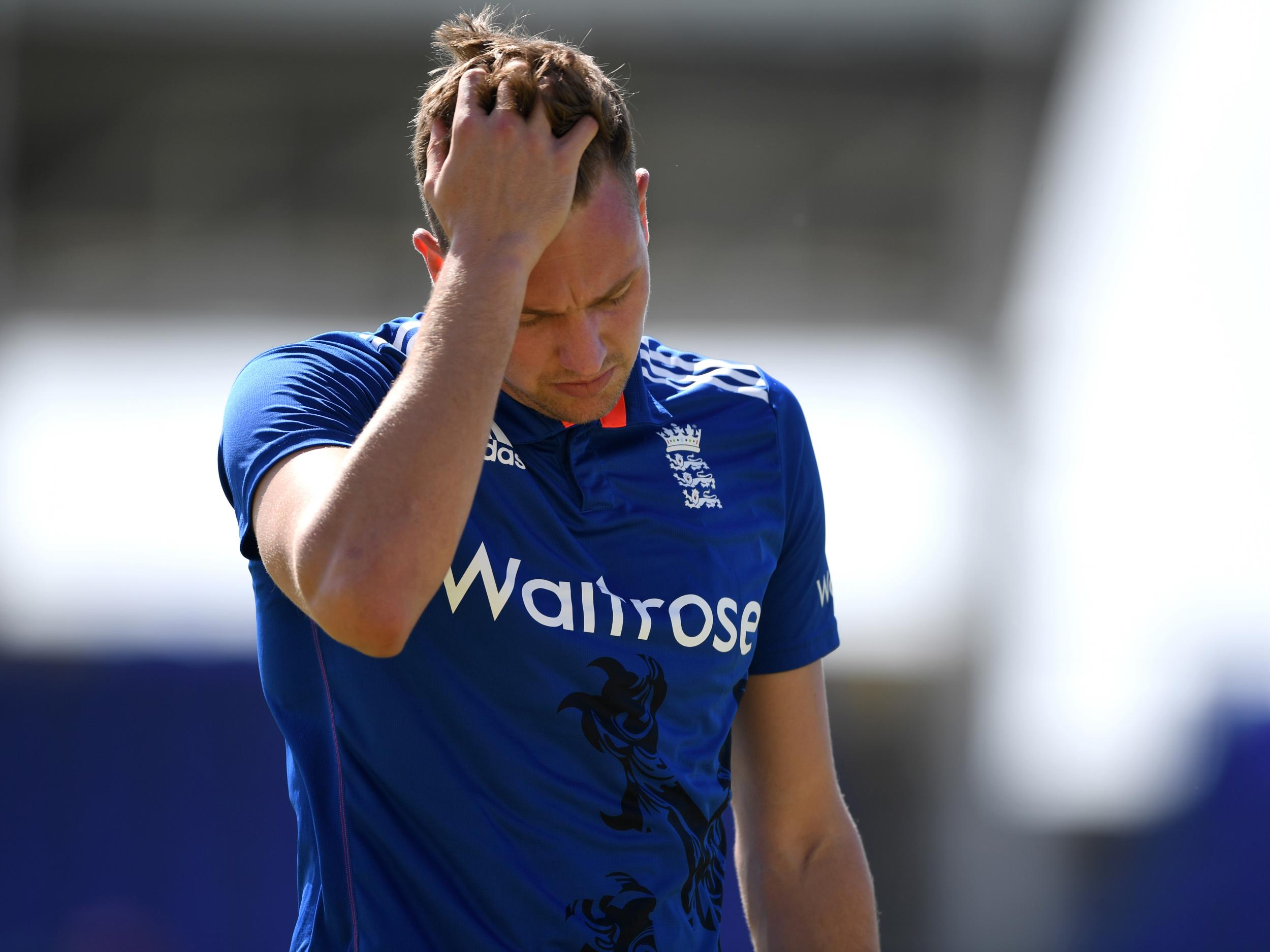 Ball had to leave the field of play during England's warm-up