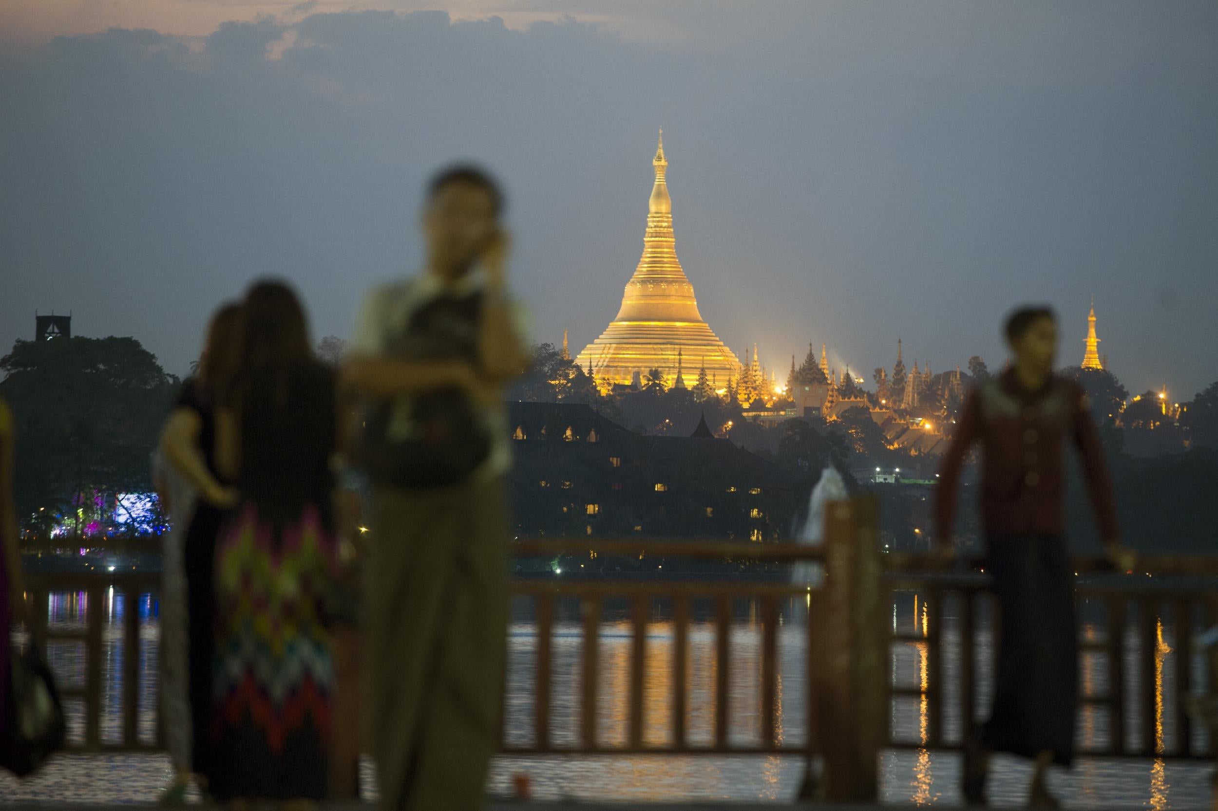 Shwedagon Pagoda dominates Yangon’s skyline