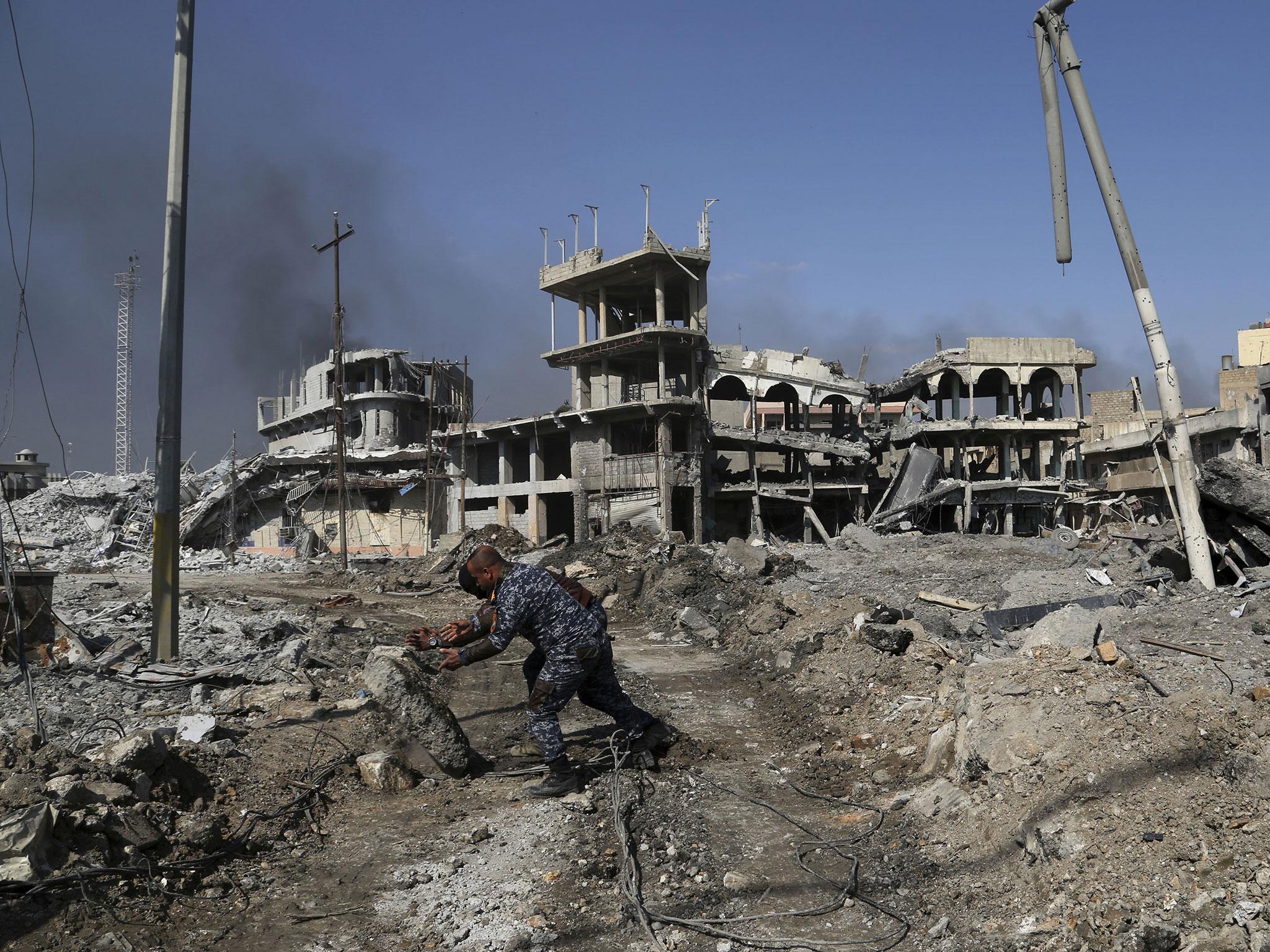 The main government complex in Mosul was no longer being used by the militant group