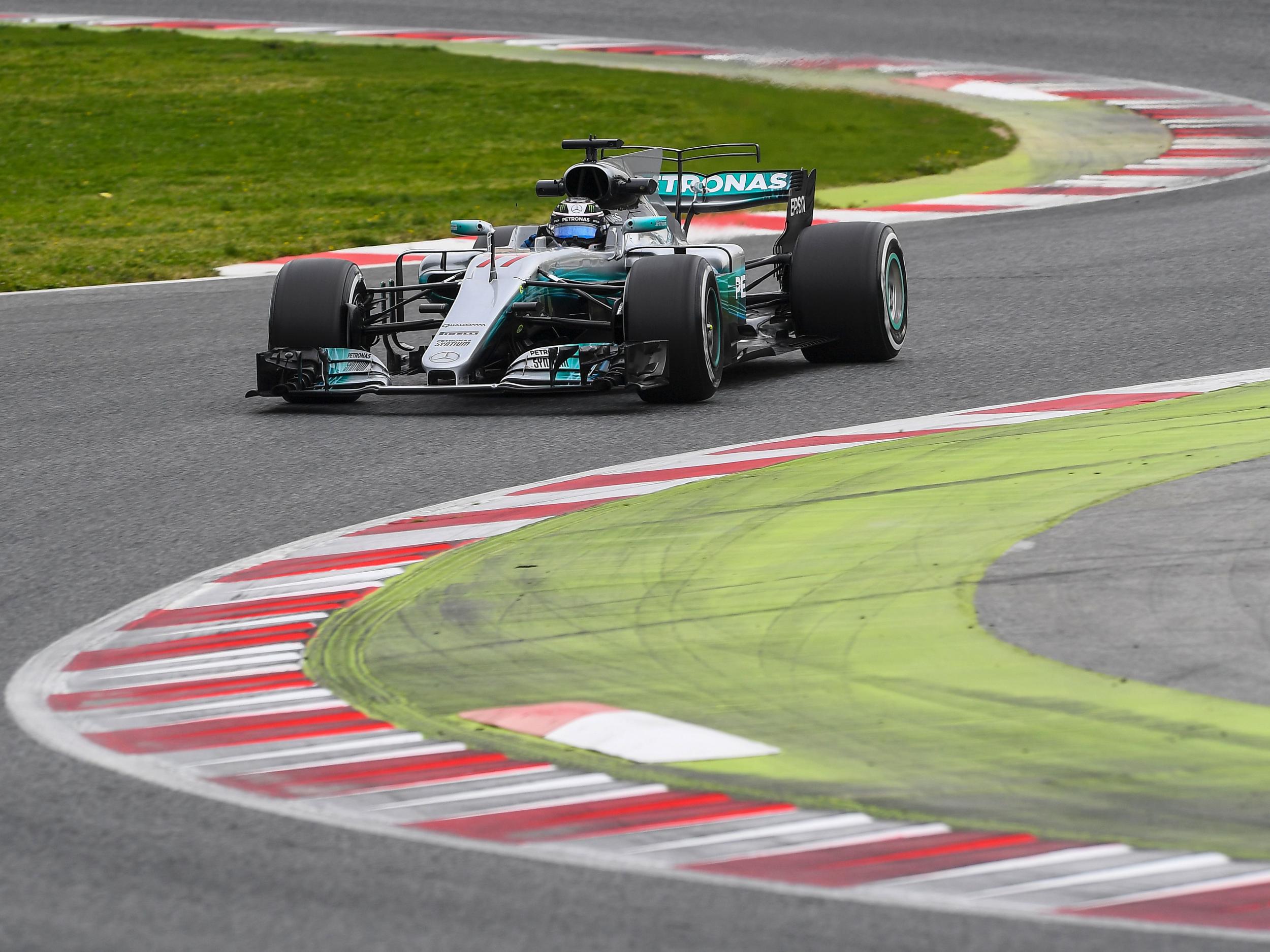 Bottas impressed on supersoft tyres in the morning session