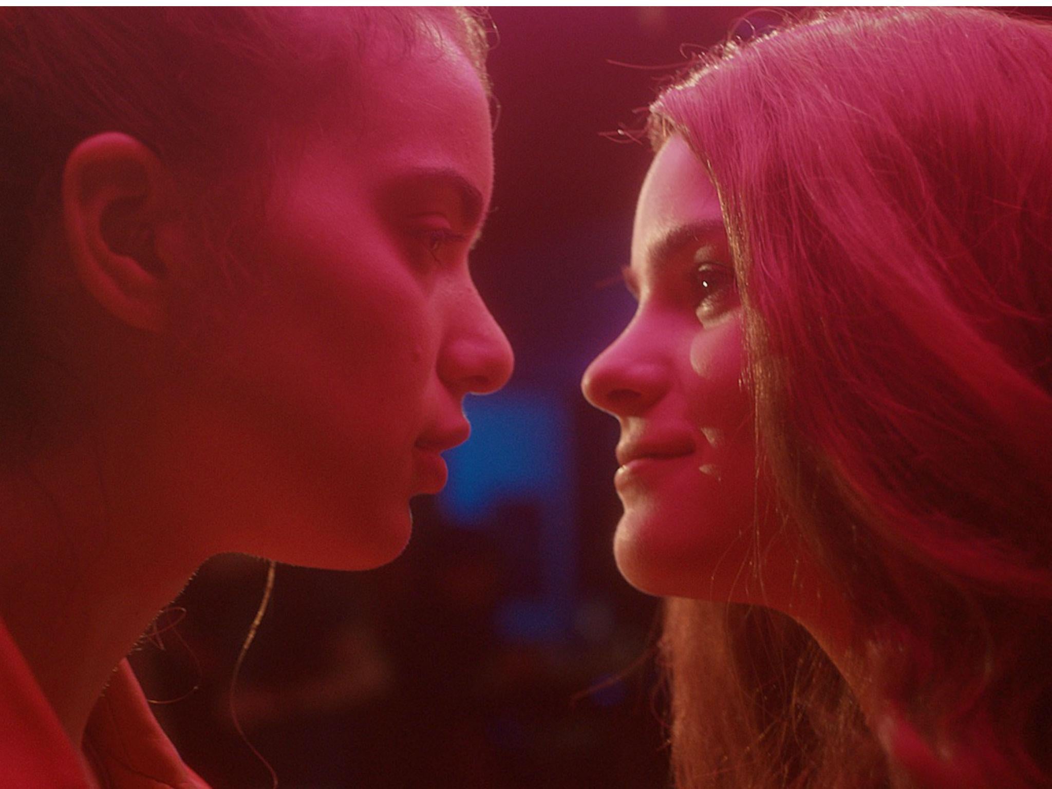 Dylan Gelula as Anne and Hildebrand as Sasha in ‘First Girl I Loved’