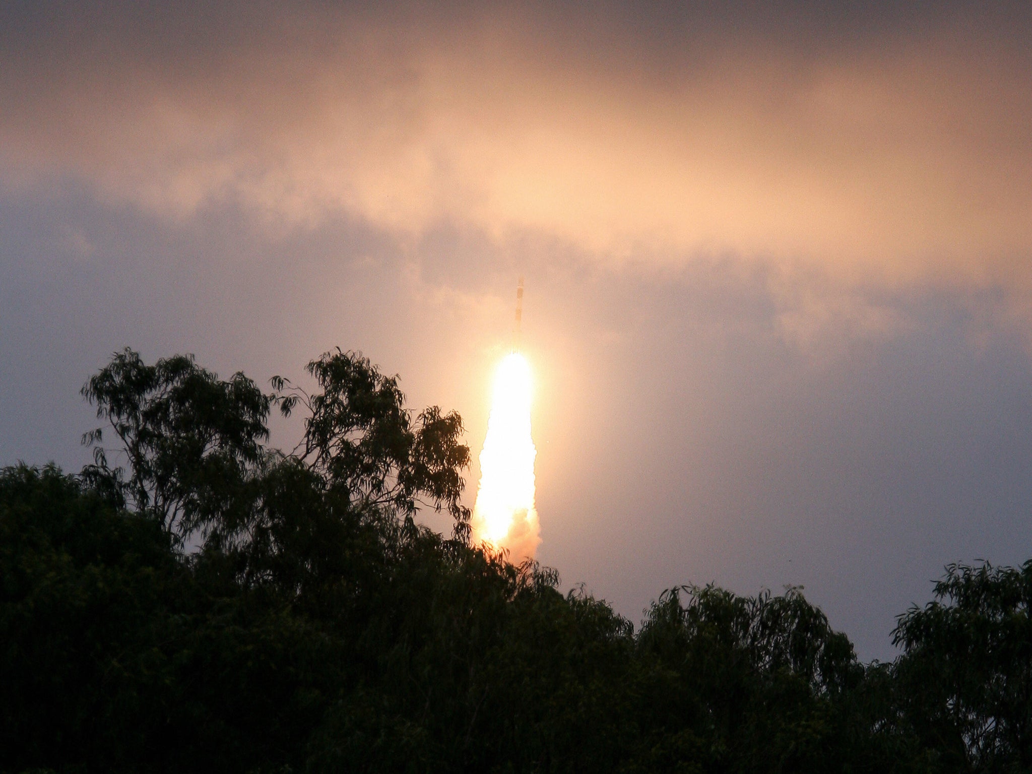 The Indian spacecraft, Polar Sattelite Launch Vehicle -C11(PSLV) takes off carring India's first lunar probe Chandrayaan-1