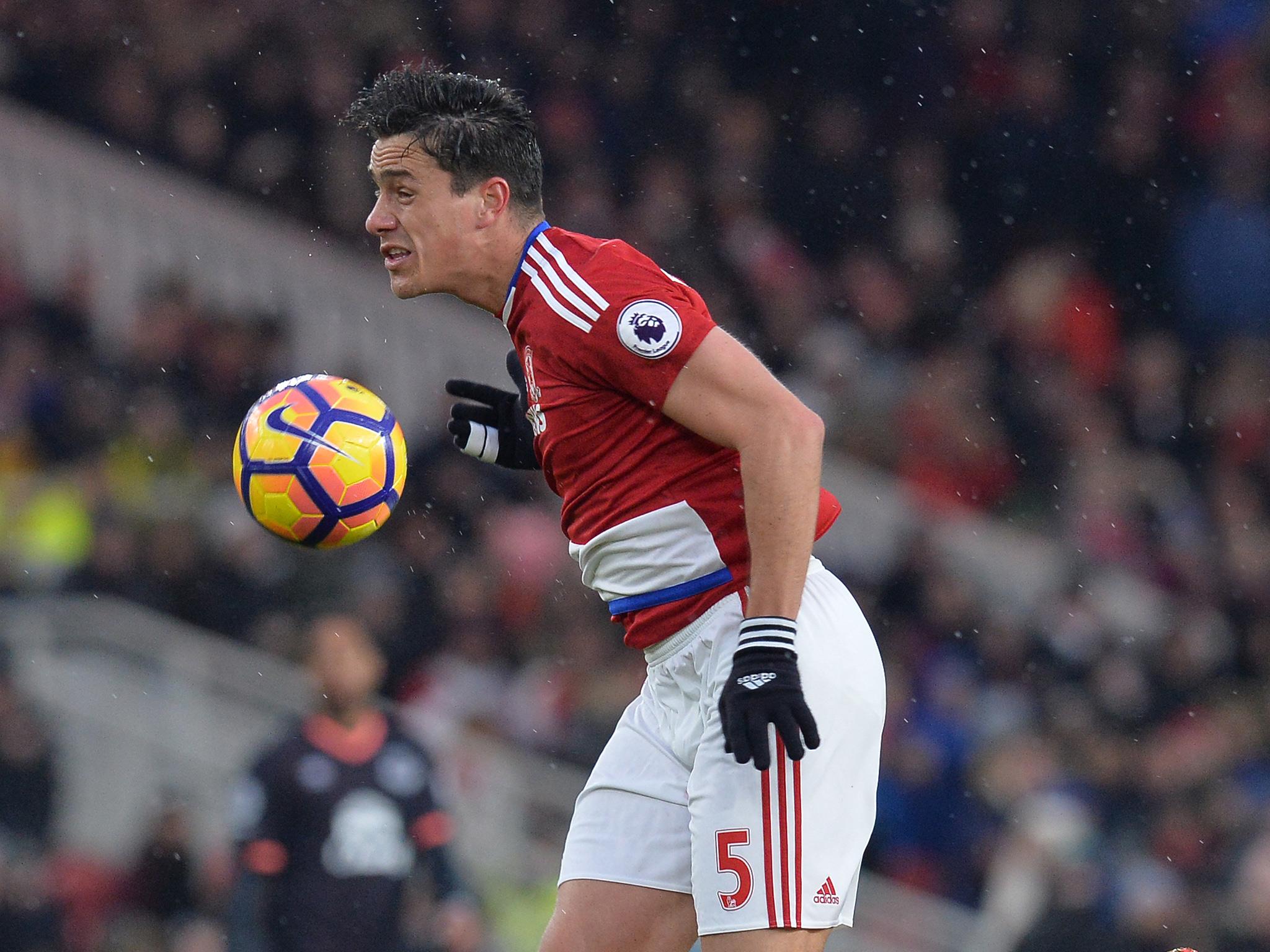 Was replaced just after the interval due to injury. Had a mediocre first half at the back.