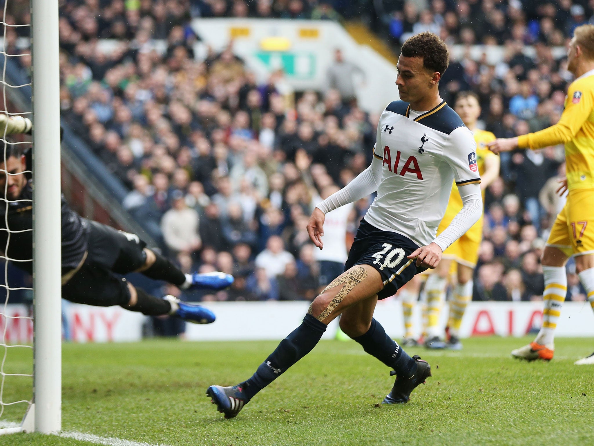 &#13;
Dele Alli scores Tottenham's fourth goal &#13;