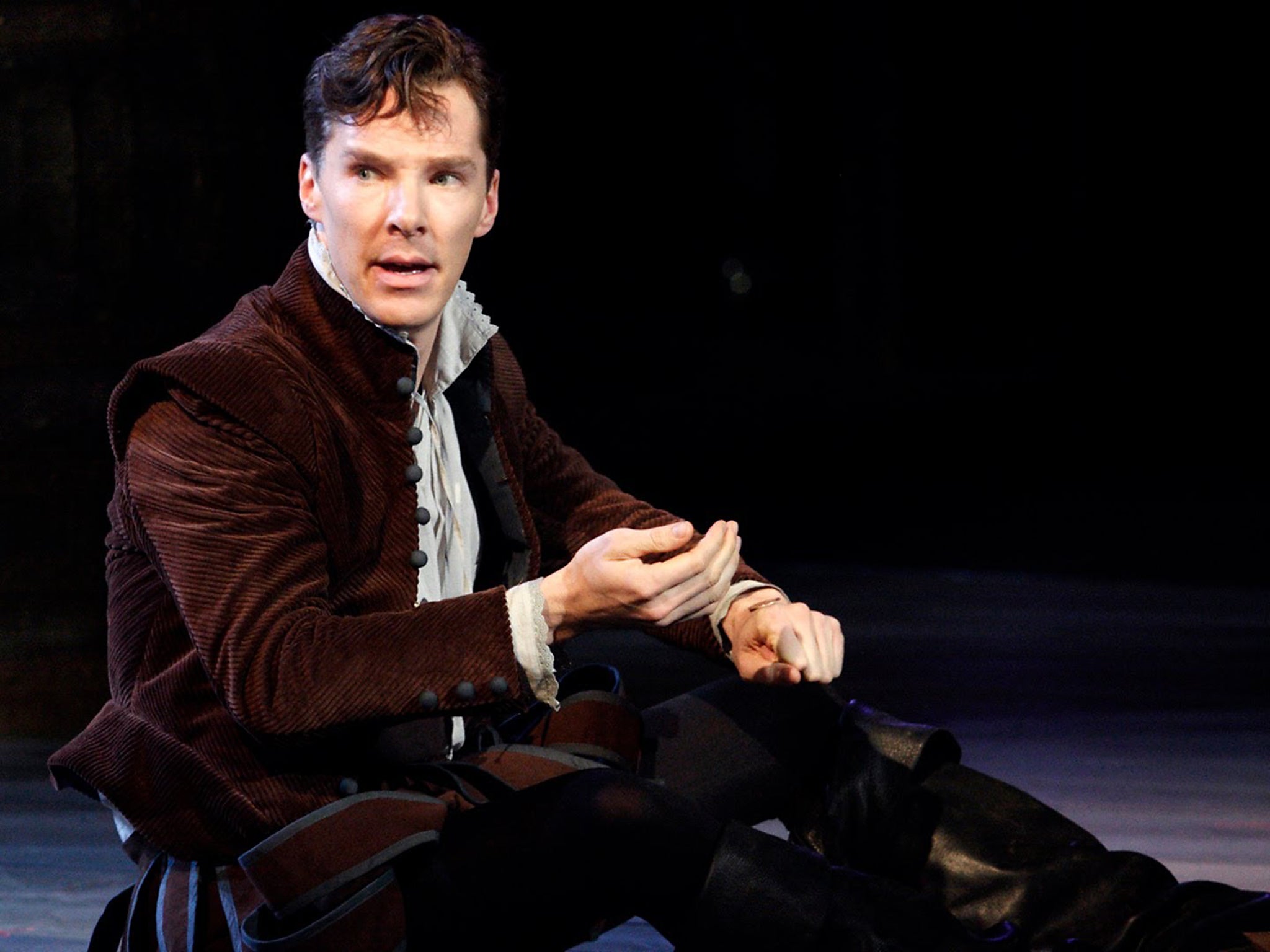 Benedict Cumberbatch performs an extract from the play as Rosencrantz for the 'Fifty Years on Stage' gala at the National Theatre in 2013