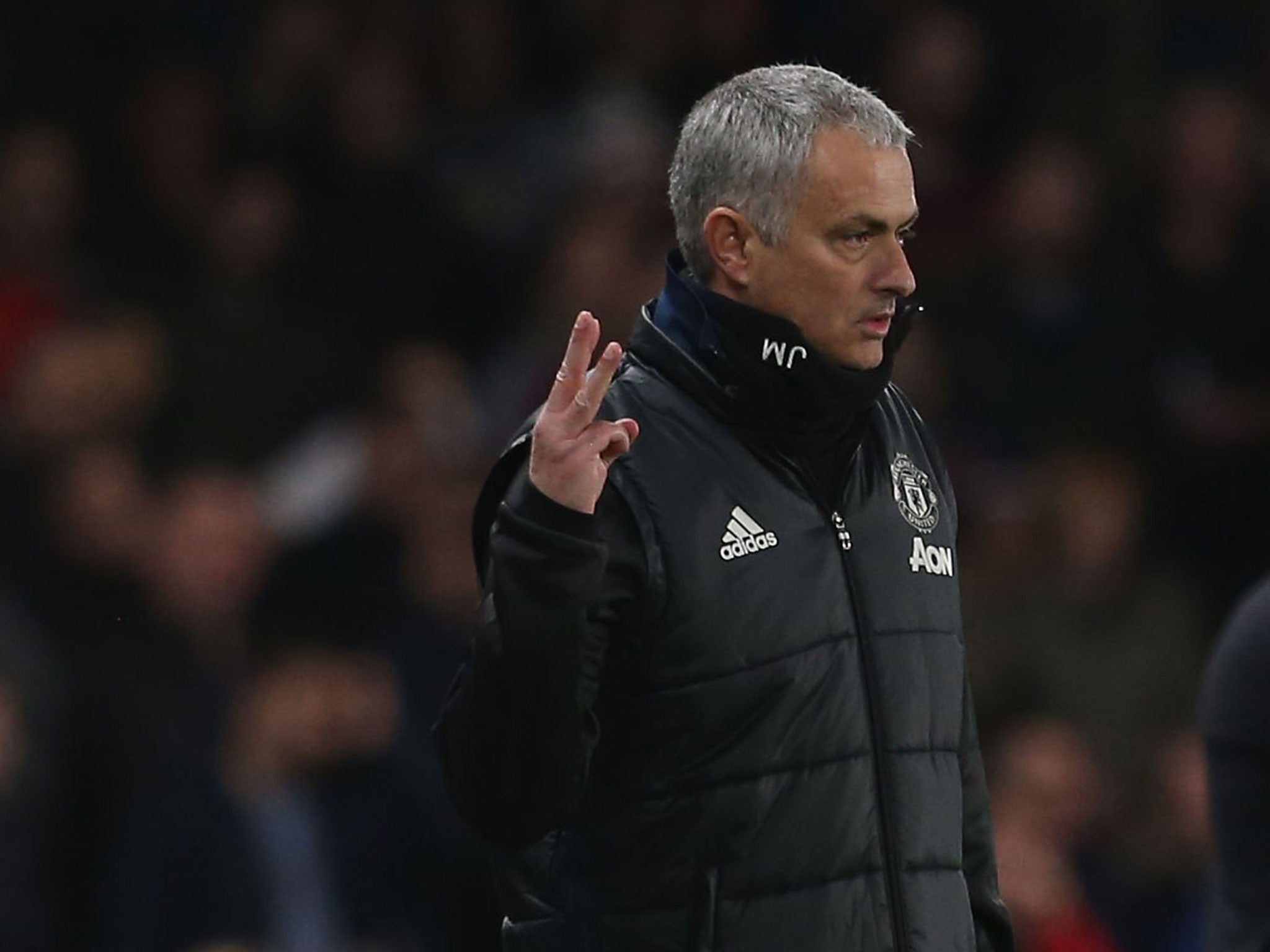 Jose Mourinho responds to the Chelsea fan's taunts