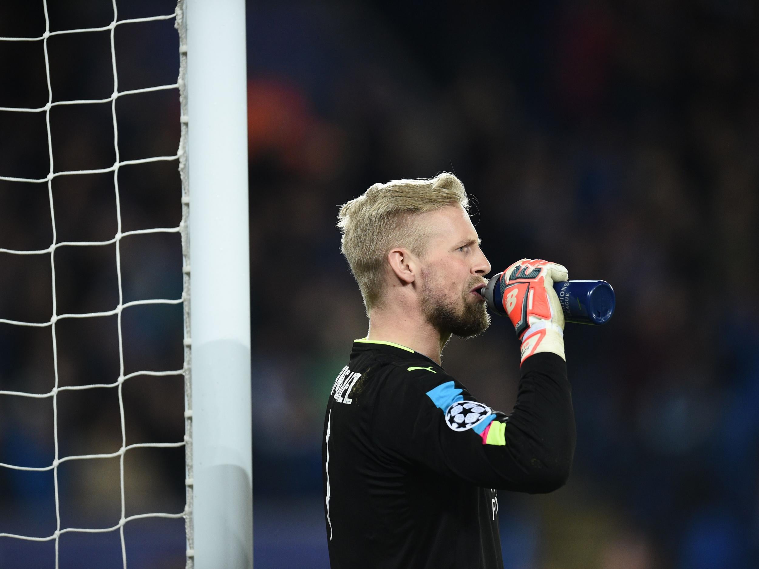 Made a superb early save from Nasri which set the tone for Leicester’s historic performance. Became the hero of the hour when he saved N'Zonzi's late penalty. Undoubtedly the man of the tie given his equally impressive performance in the first-leg.