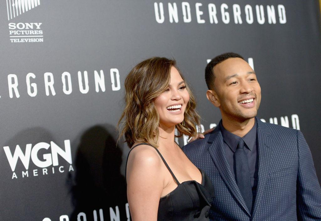 Legend with his wife, model Chrissy Teigen