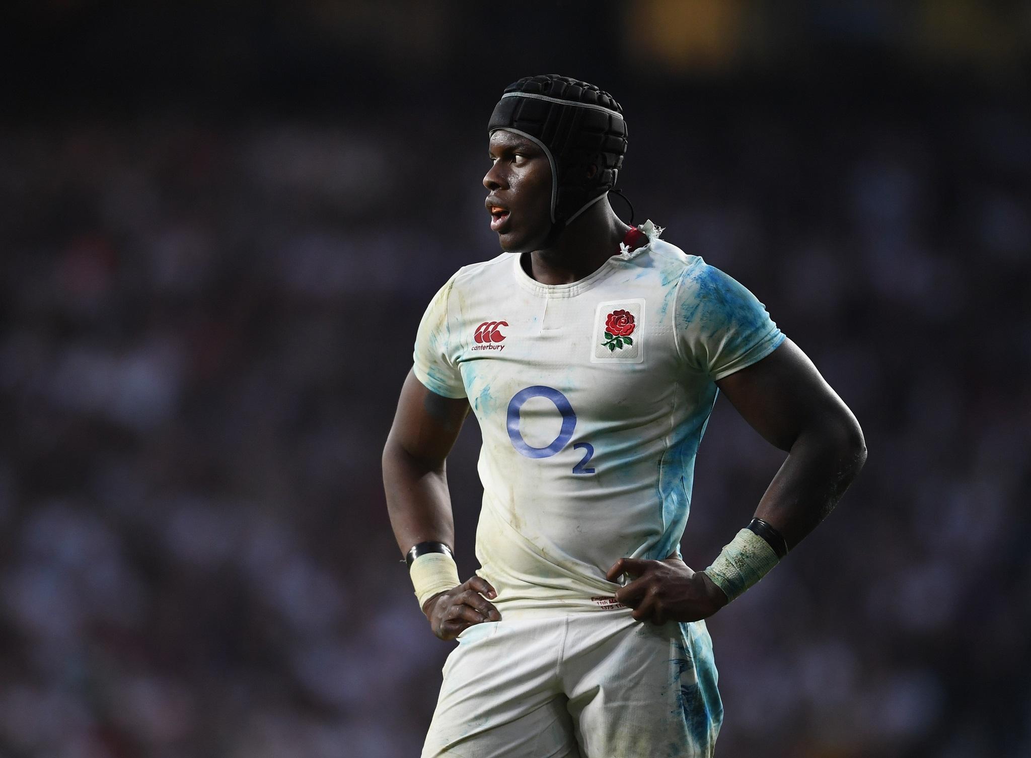 Itoje struggled to run the lineout (Getty)