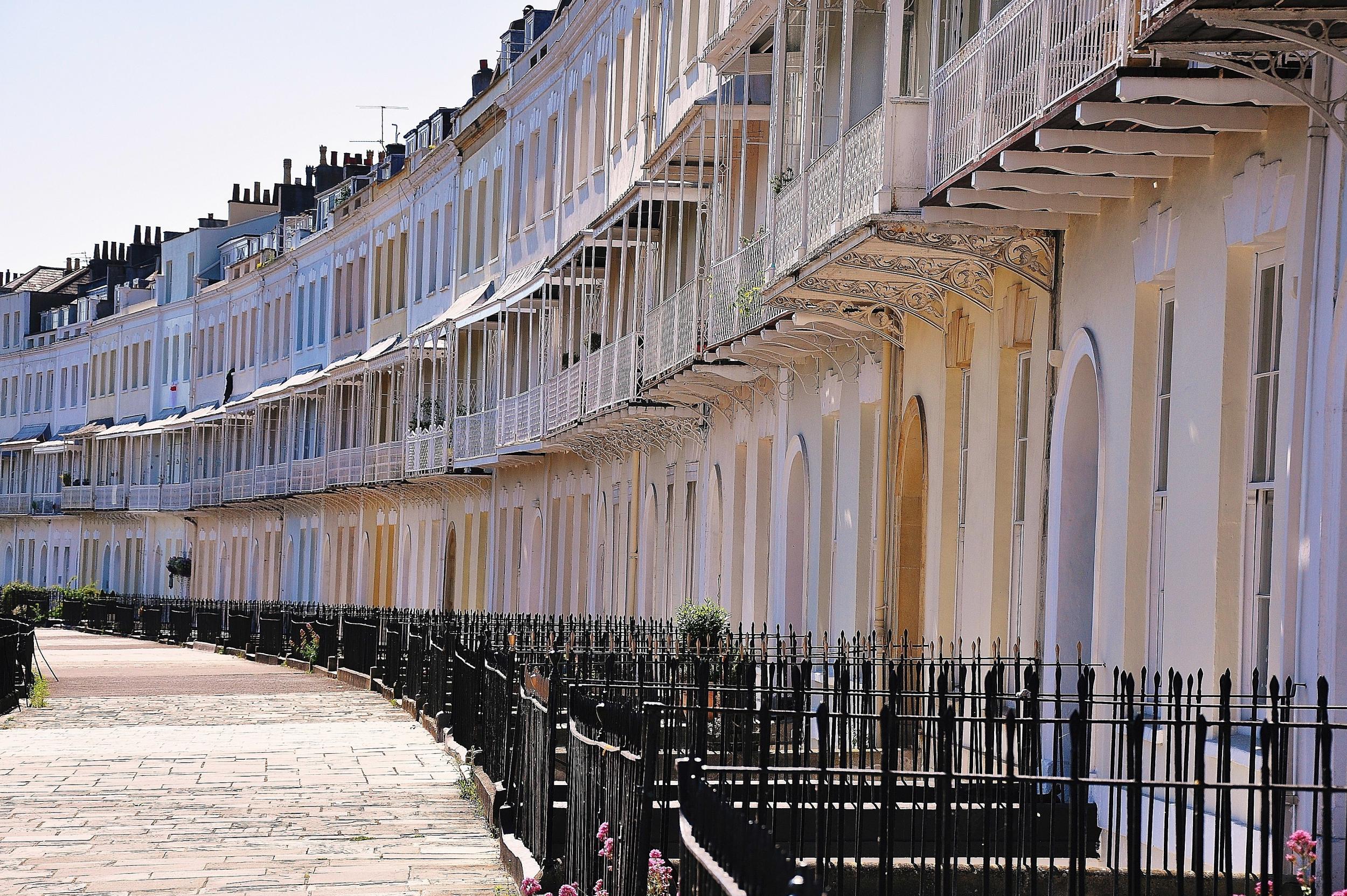 Genteel Clifton is ripe for a stroll